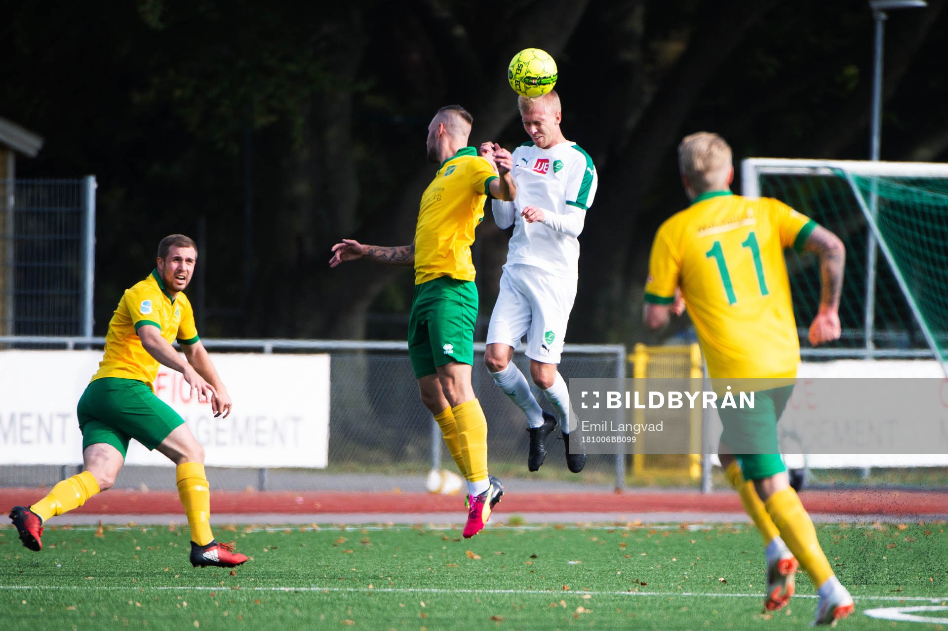 Skabersjös Simon Ingheden och Limhamns Christian Ronnelin