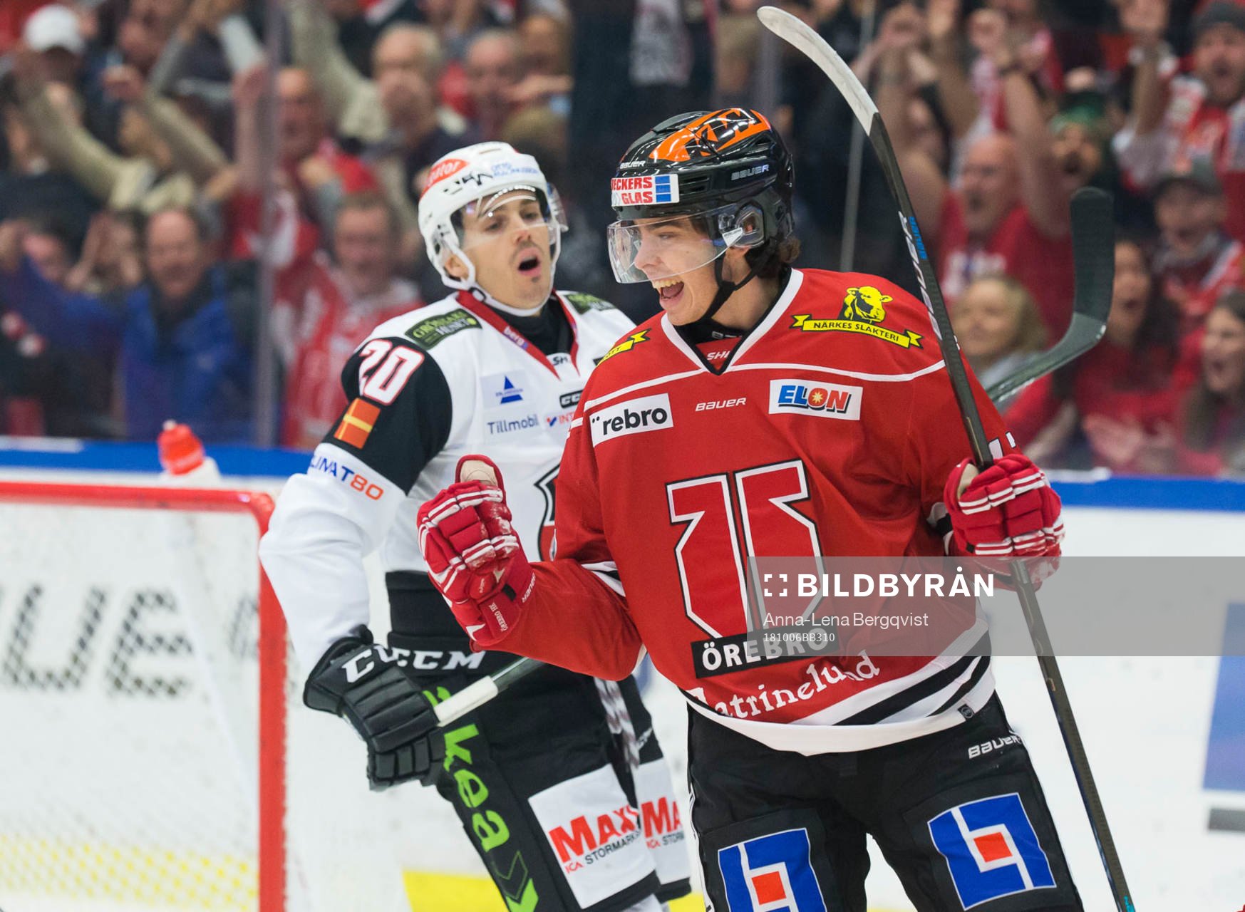 Örebros Viktor Lodin jublar
