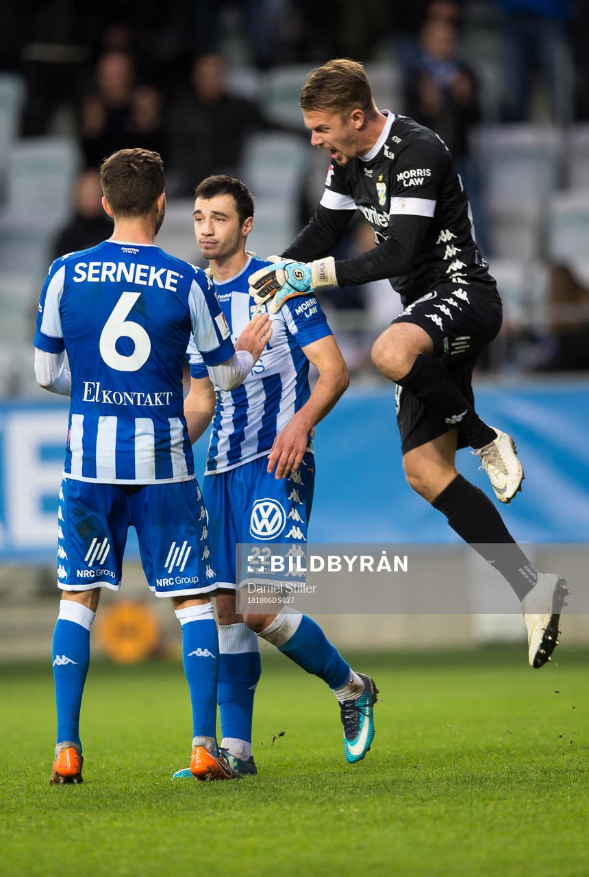 IFK Göteborgs målvakt Erik Dahlin jublar