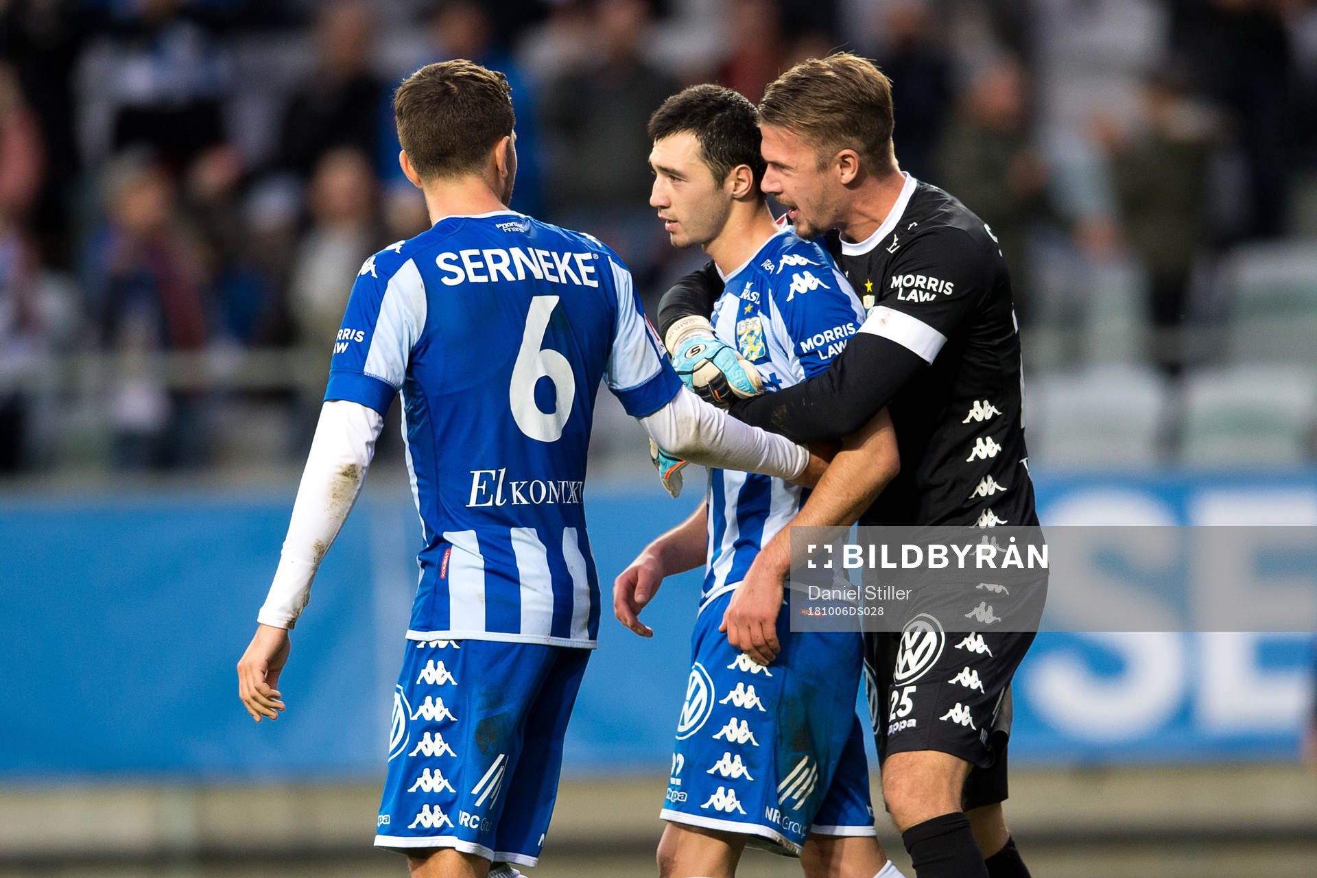 IFK Göteborgs målvakt Erik Dahlin jublar efter att Giorgi Kharaishvili gjort 2-2 under fotbollsmatchen i Allsvenskan mellan IFK Göteborg och Trelleborg den 6 oktober 2018 i Göteborg.
