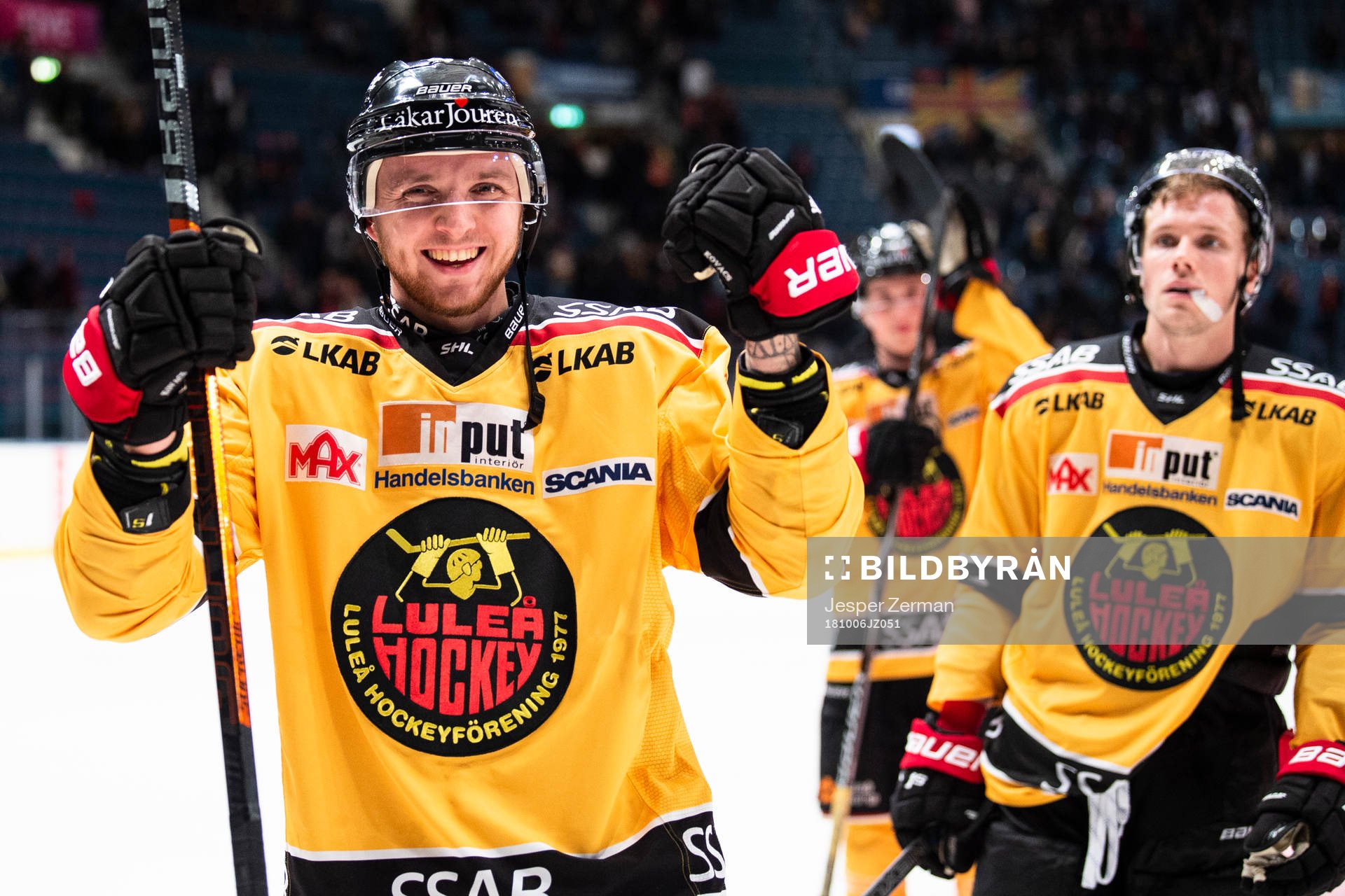 Luleås Robin Kovacs jublar