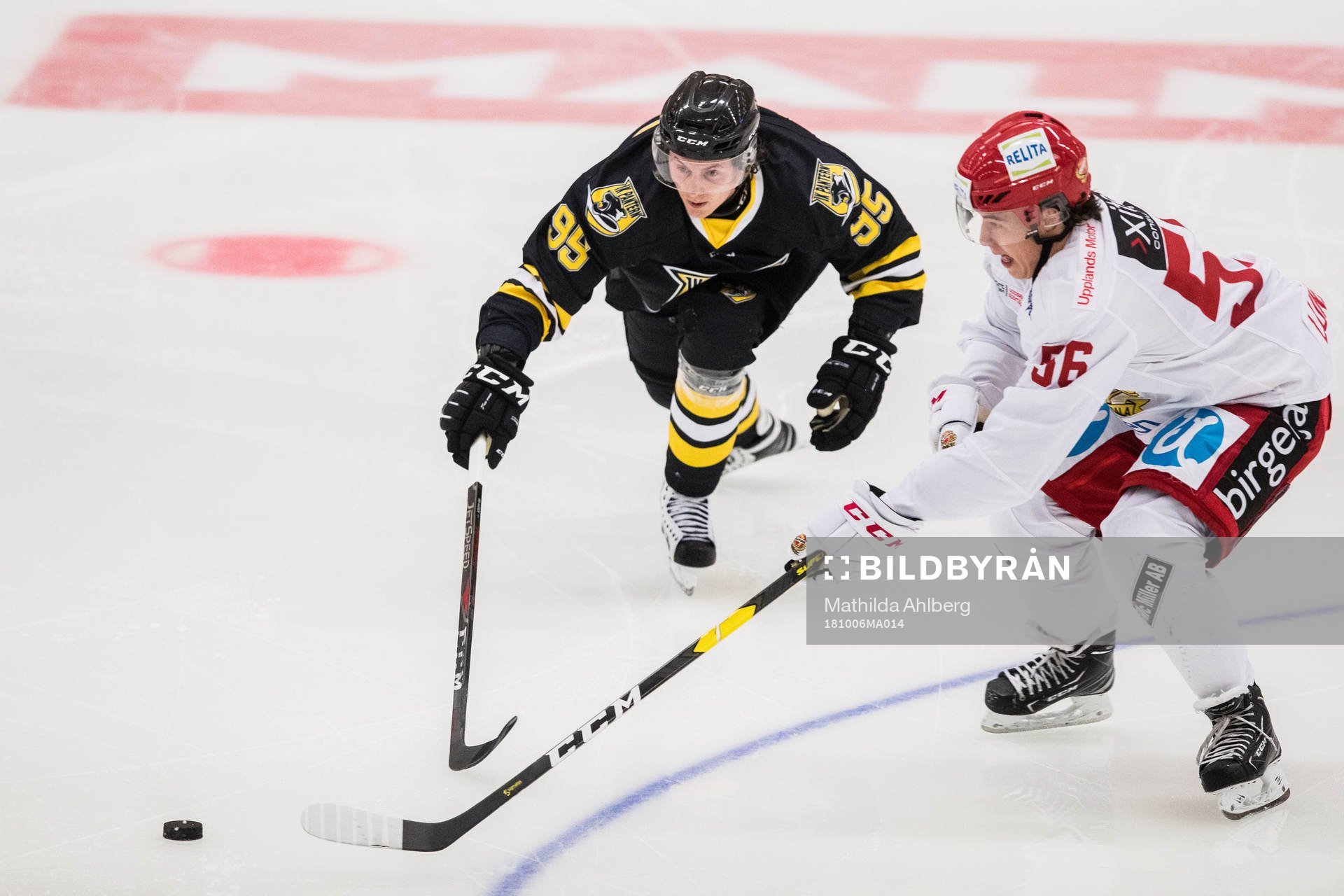 Panterns Nick Olesen och Almtunas Alexander Lunsjö