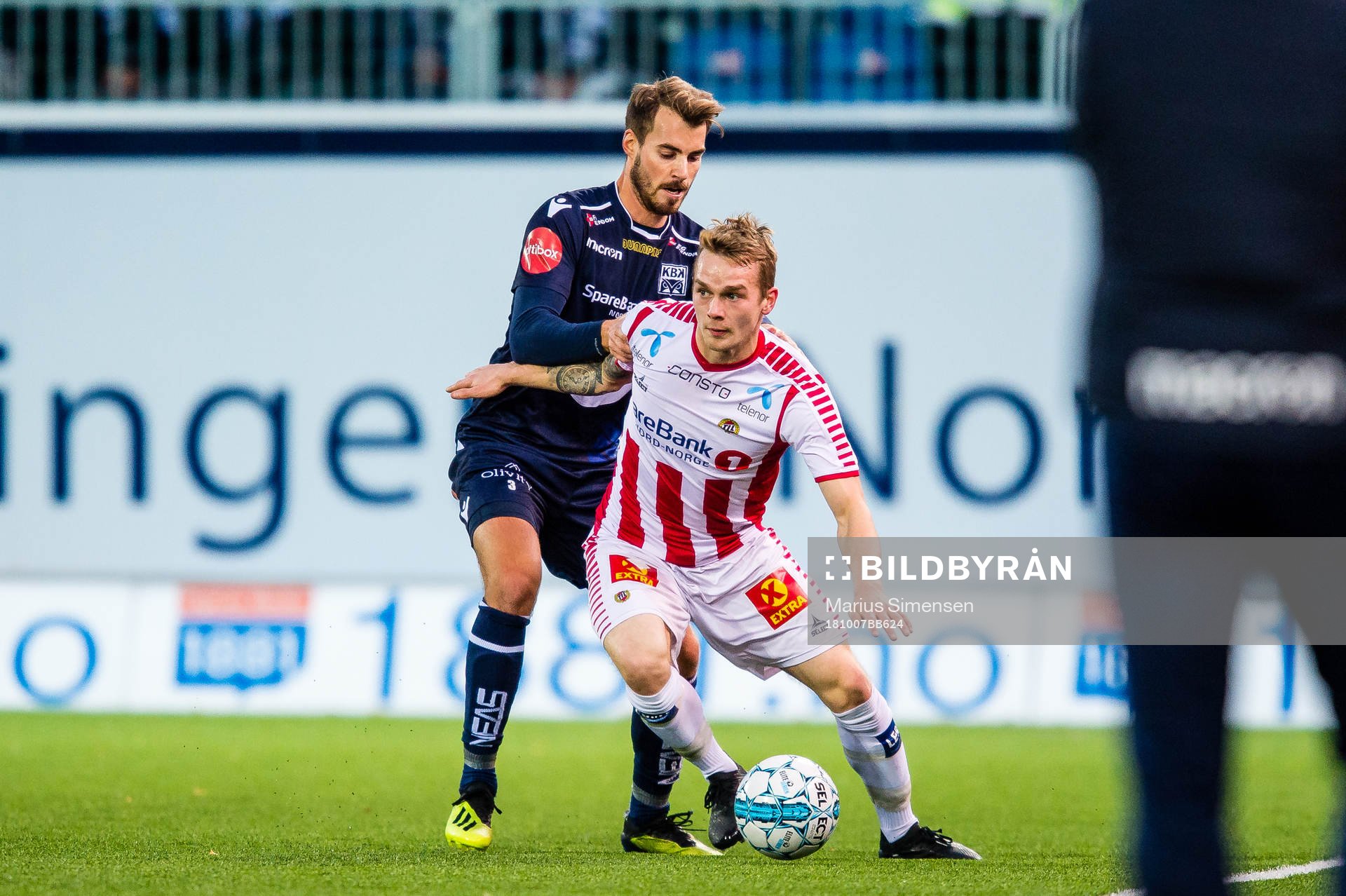 Christoffer Aasbak of Kristiansund and Kent-Are Antonsen of