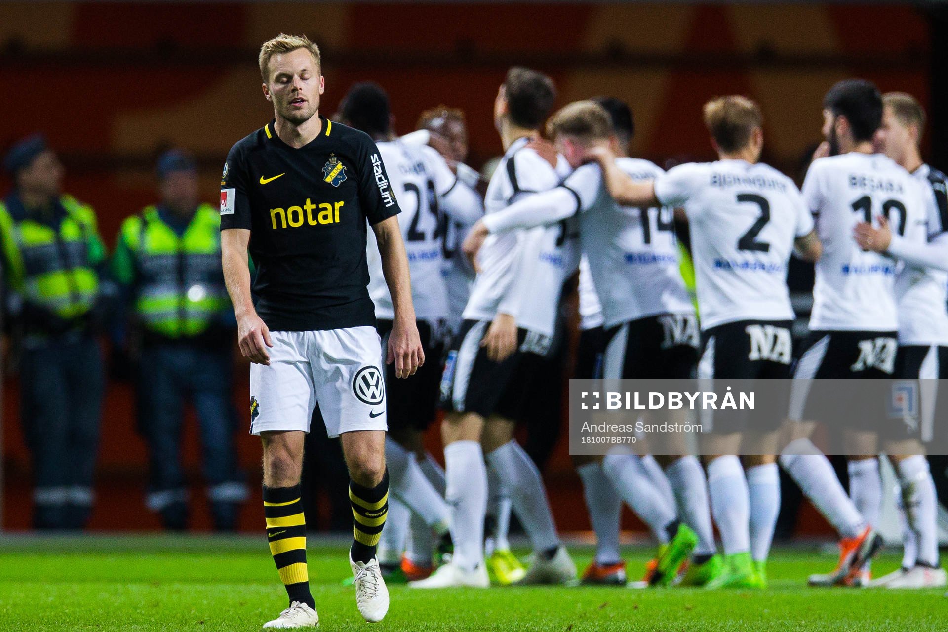 s Sebastian Larsson deppar