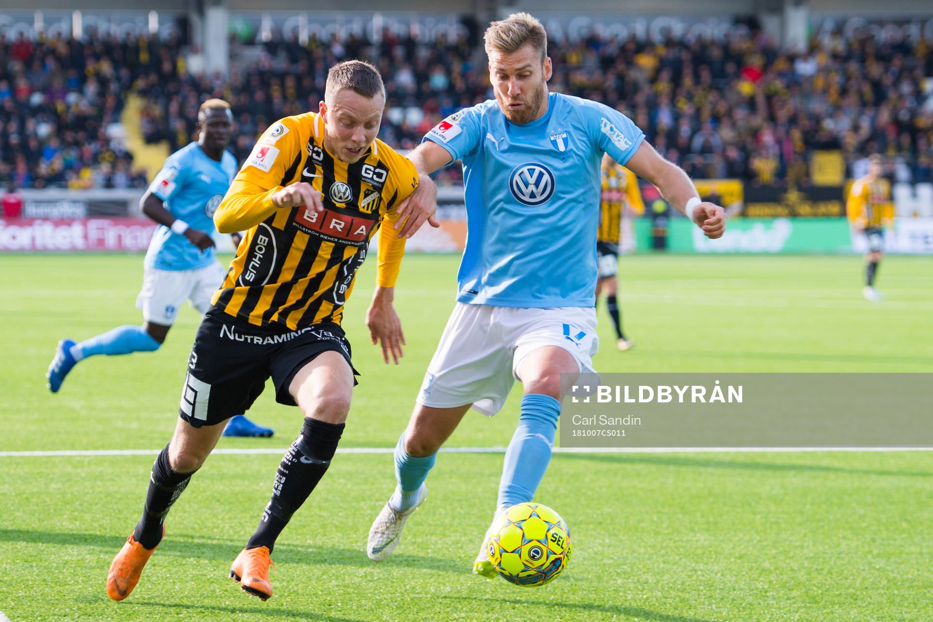 Häckens Viktor Lundberg och Malmö FFs Rasmus Bengtsson