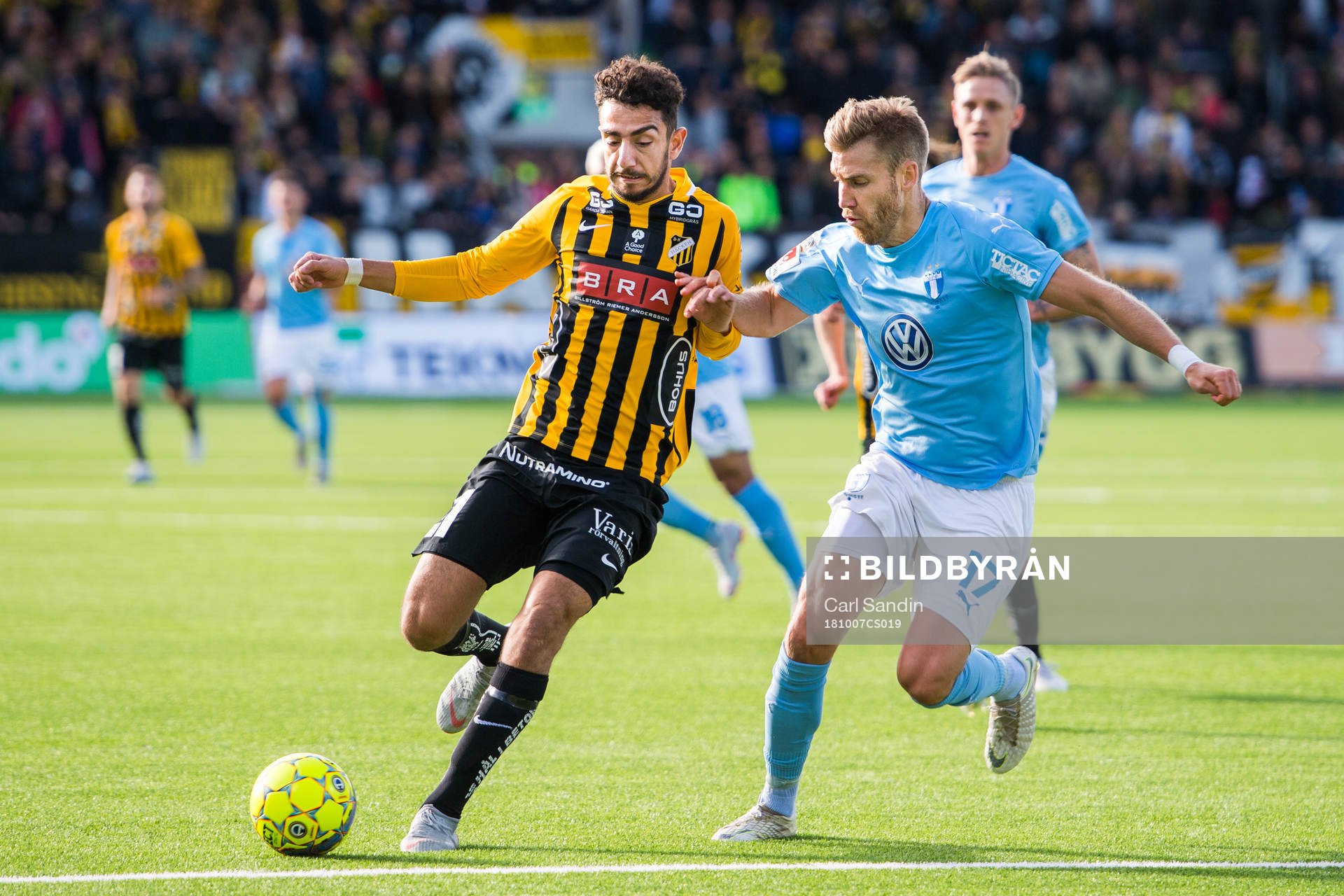 Häckens Daleho Irandust och Malmö FFs Rasmus Bengtsson