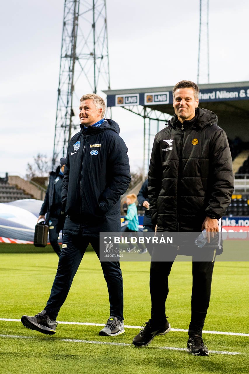 Ole Gunnar Solskjær, manager of Molde, and Kjetil Knutsen,