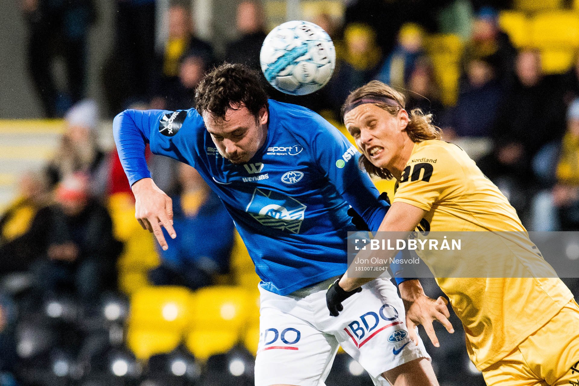 Vegard Forren of Molde and Ulrik Saltnes of Bodø/Glimt