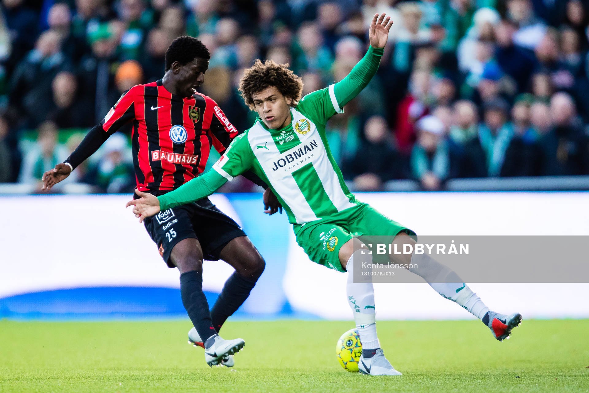 Hammarbys Neto Borges och Brommapojkarnas Jack Lahne