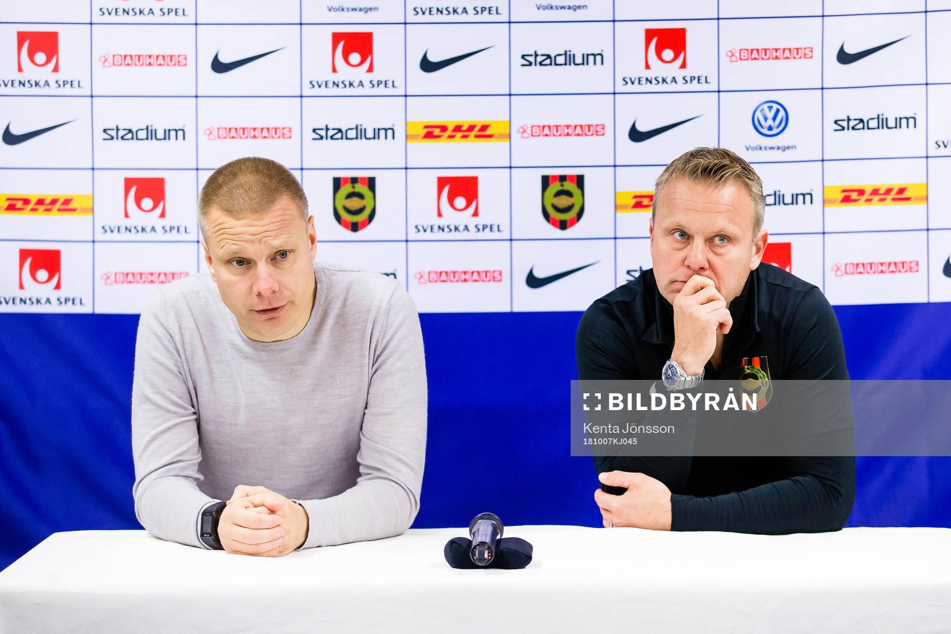 Hammarbys tränare Stefan Billborn och presskonferensen