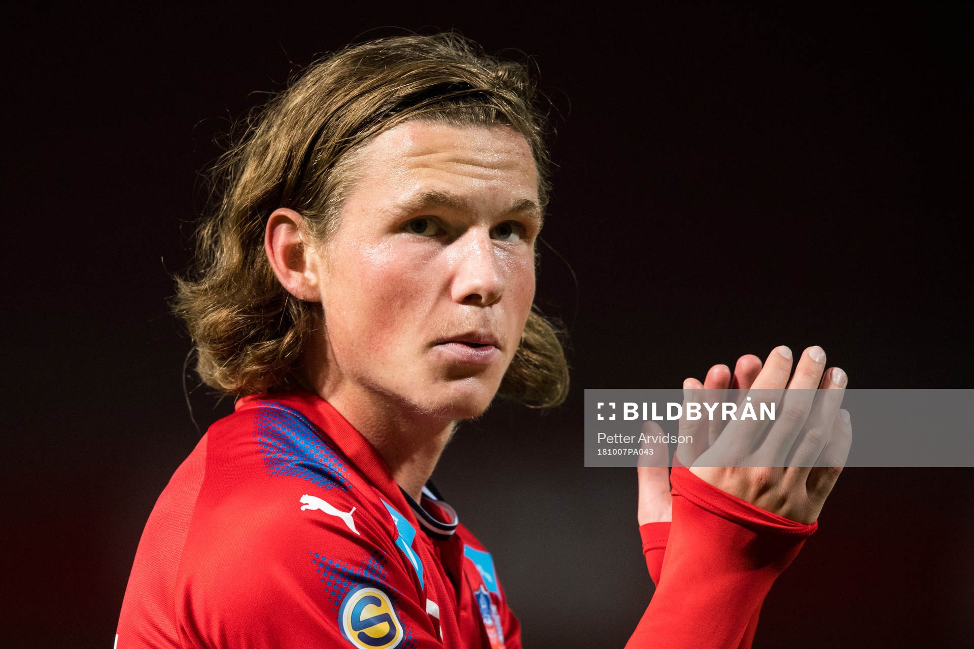Helsingborgs Max Svensson tackar publiken