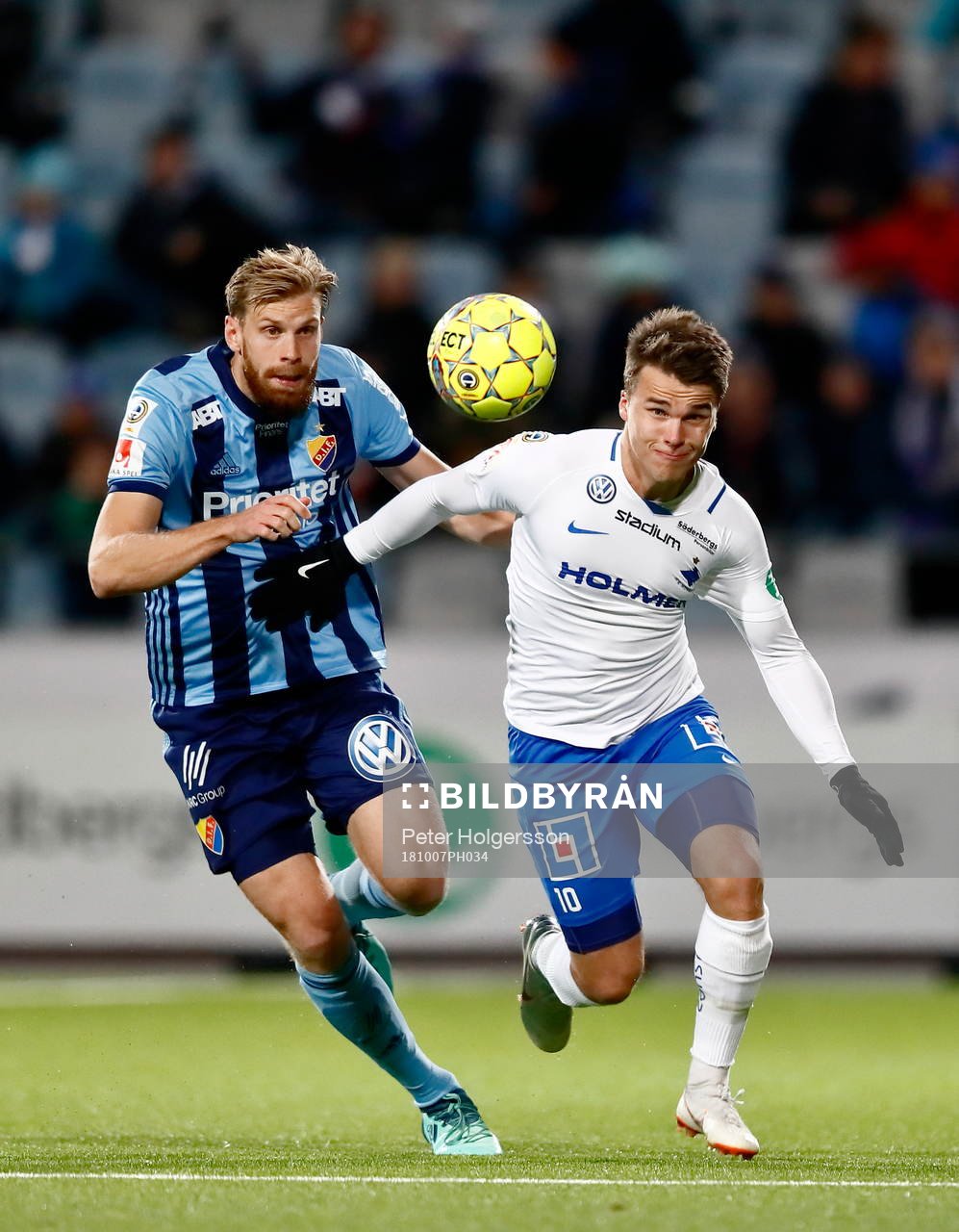 Djurgårdens Niklas Gunnarsson och Norrköpings Simon Skrabb