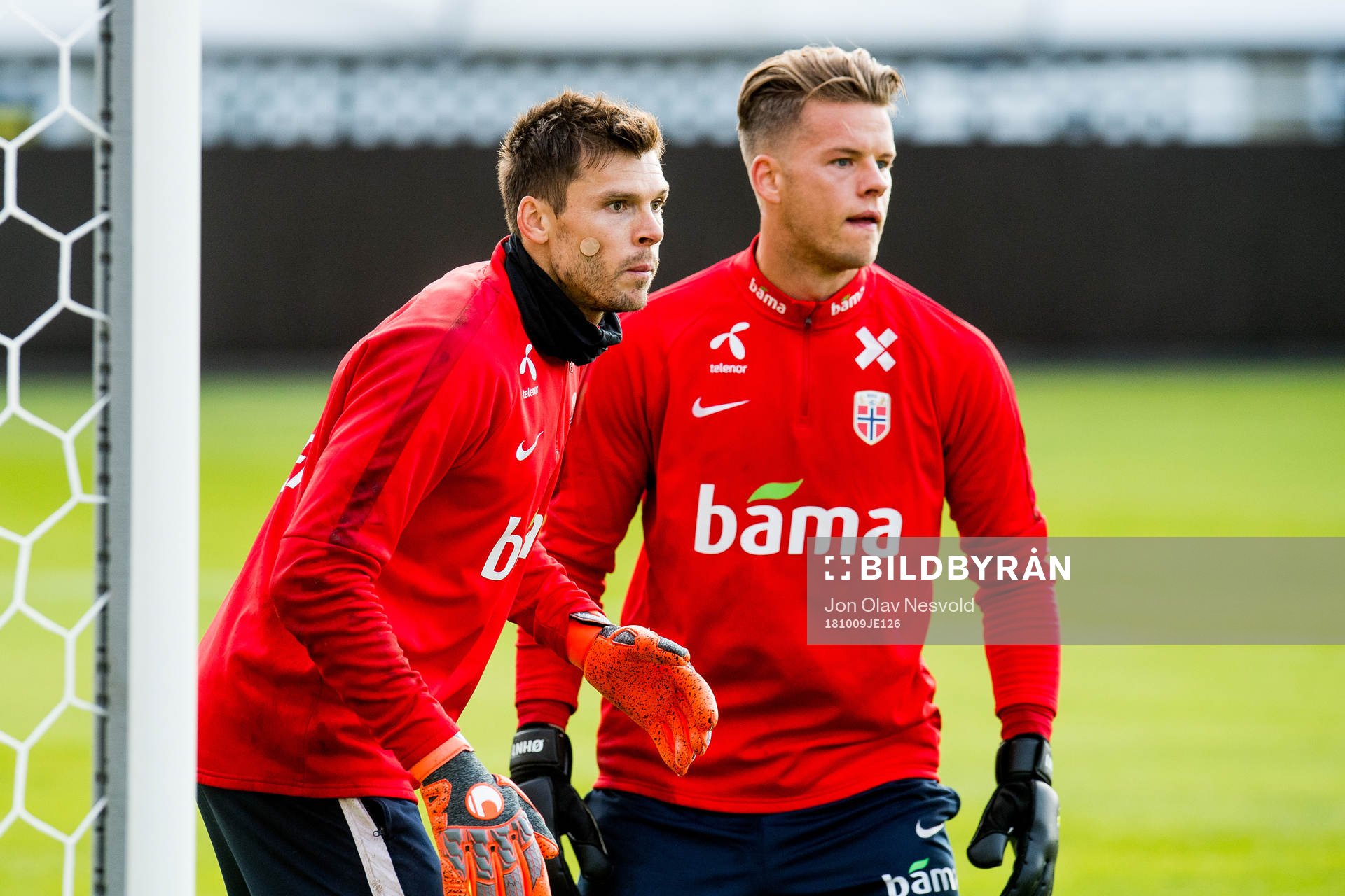 Goalkeeper Rune Almenning Jarstein and goalkeeper Ørjan