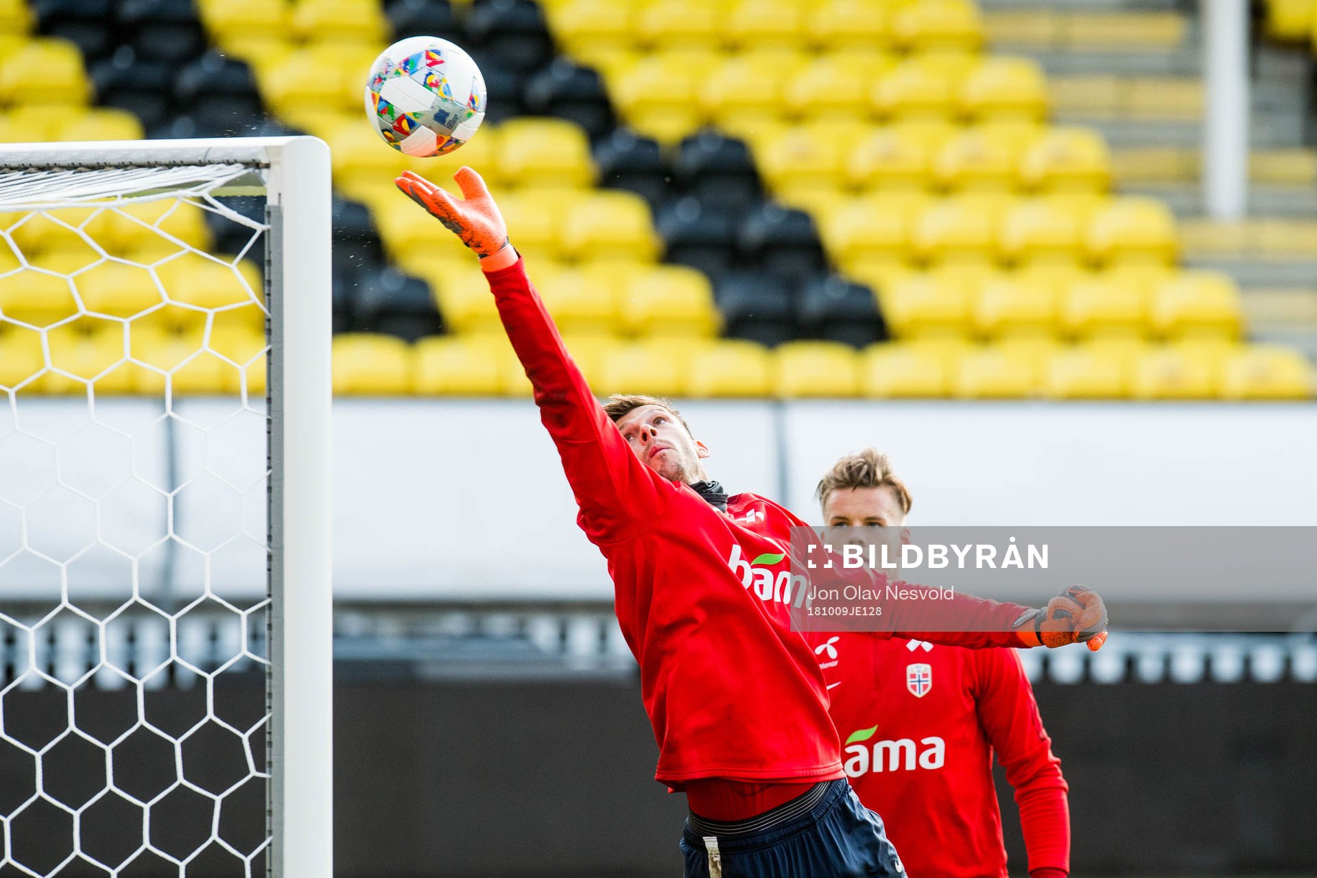 Goalkeeper Rune Almenning Jarstein and goalkeeper Ørjan