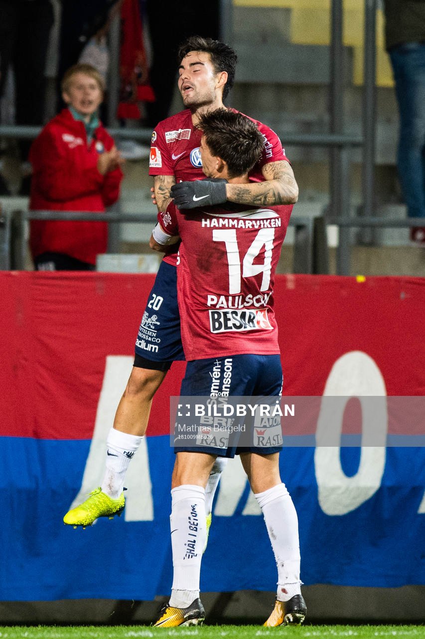 Örgrytes Diego Montiel kramar Daniel Paulson jublar