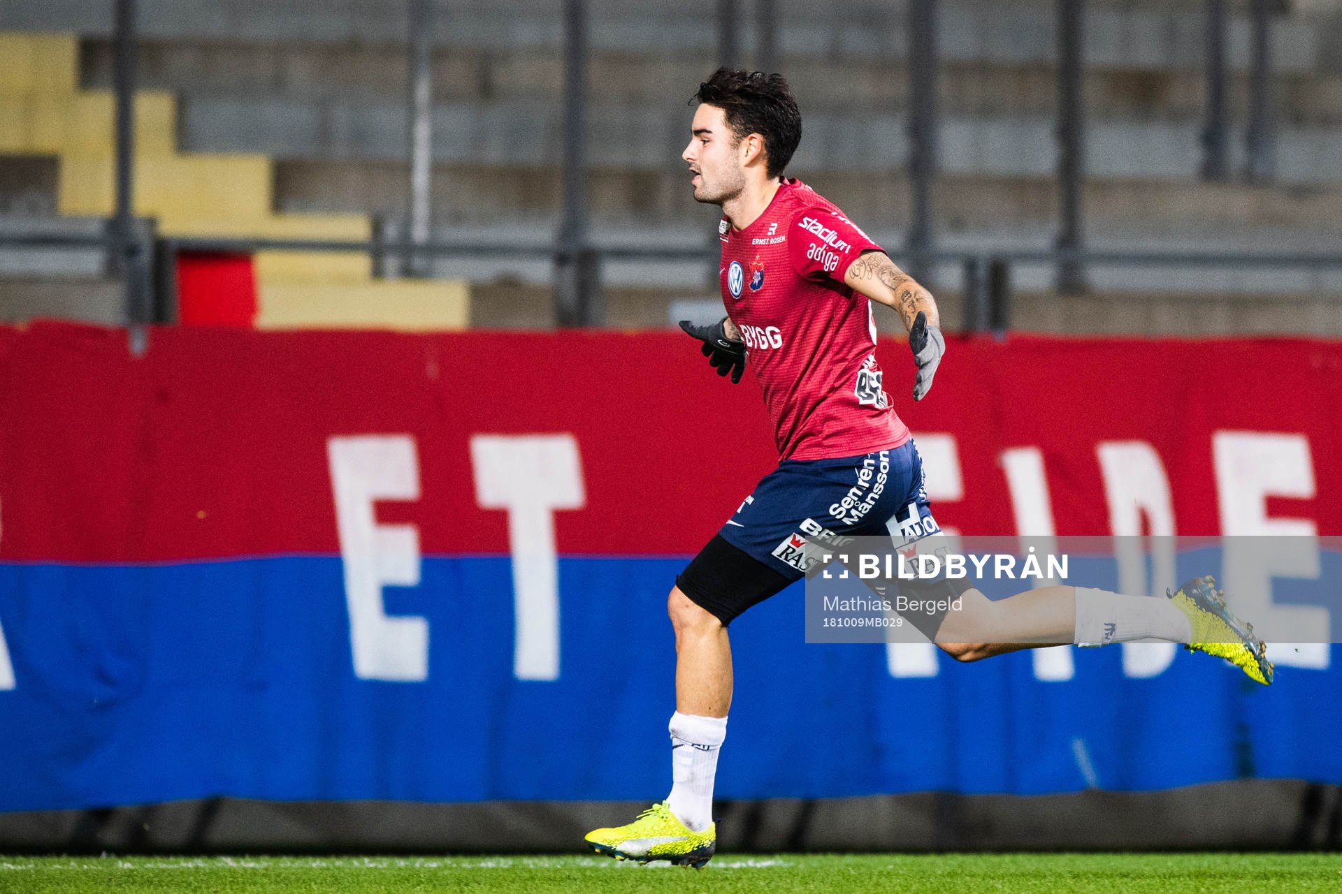 Örgrytes Diego Montiel jublar