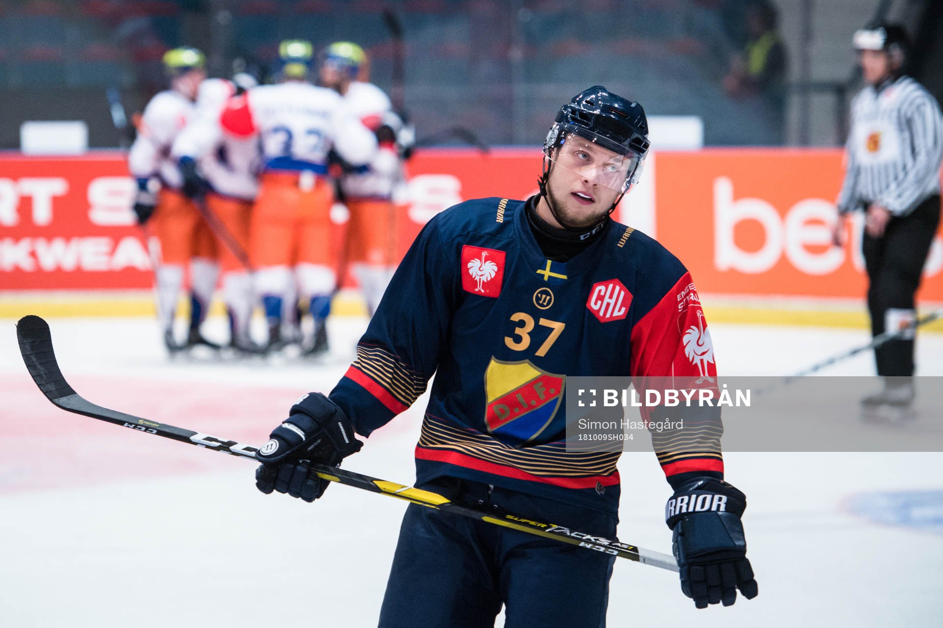 Jesper Pettersson of Djurgården looks dejected