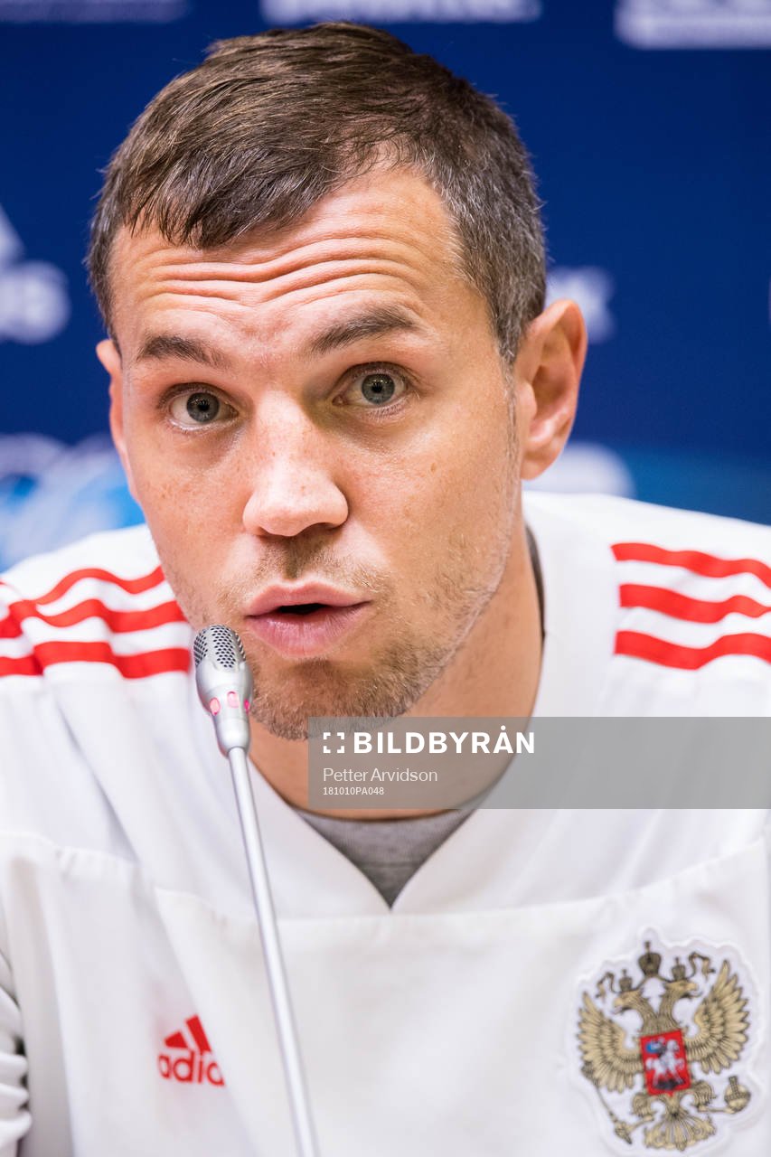Artem Dzyuba of Russia
