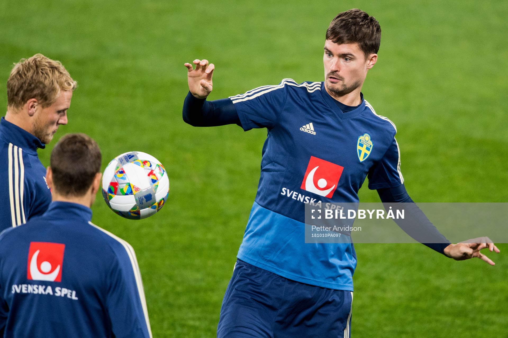 Mikael Lustig of Sweden