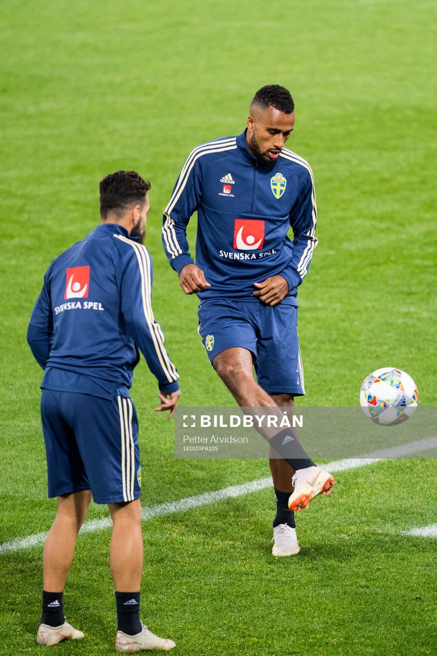 Isaac Kiese Thelin of Sweden