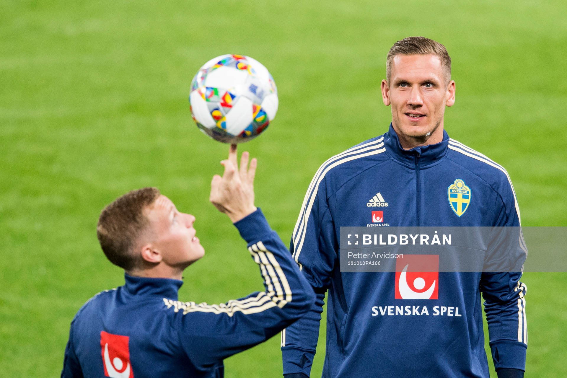 Emil Krafth and goalkeeper Robin Olsen of Sweden
