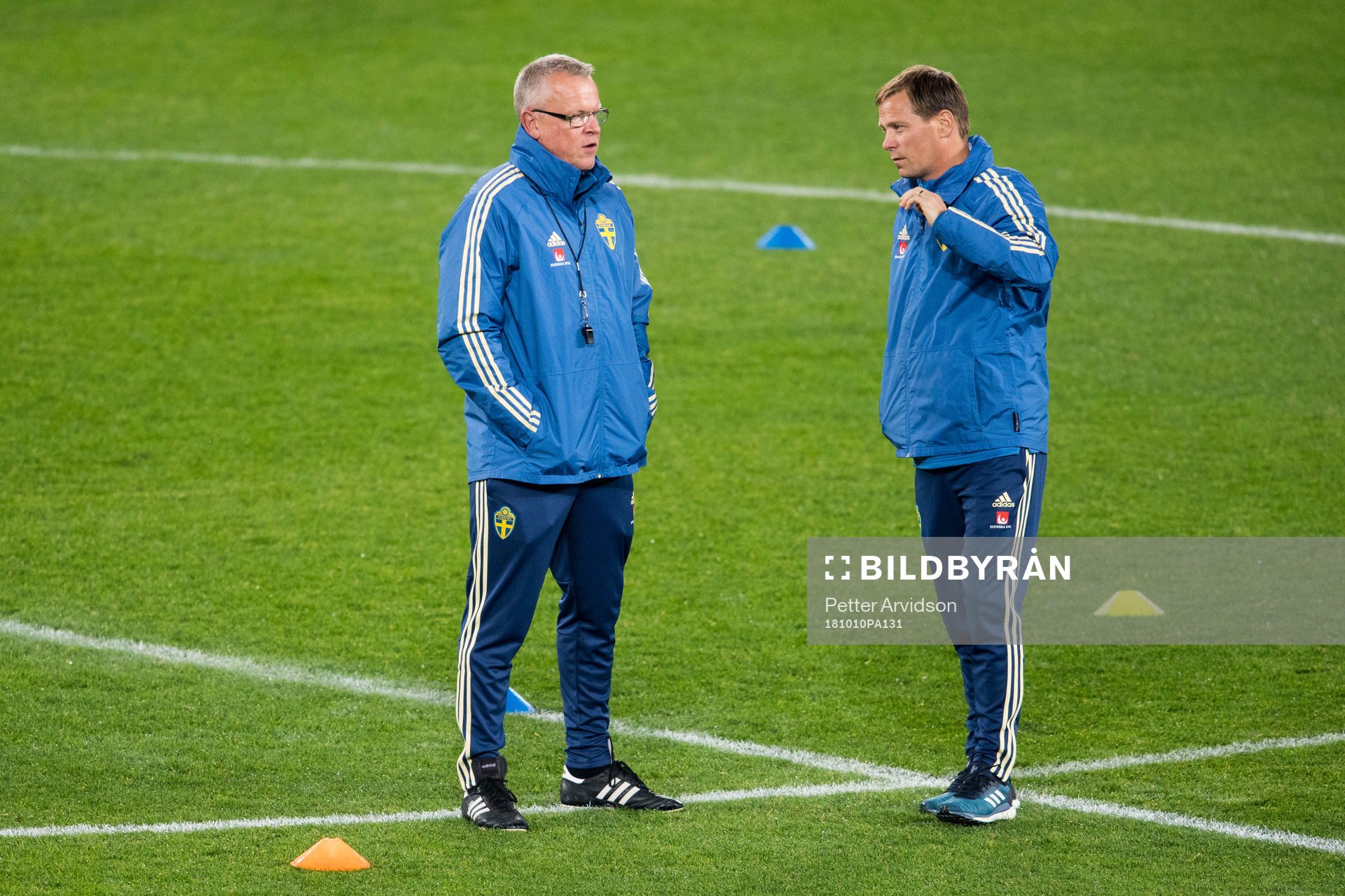Head coach Janne Andersson and scout Roger Sandberg of