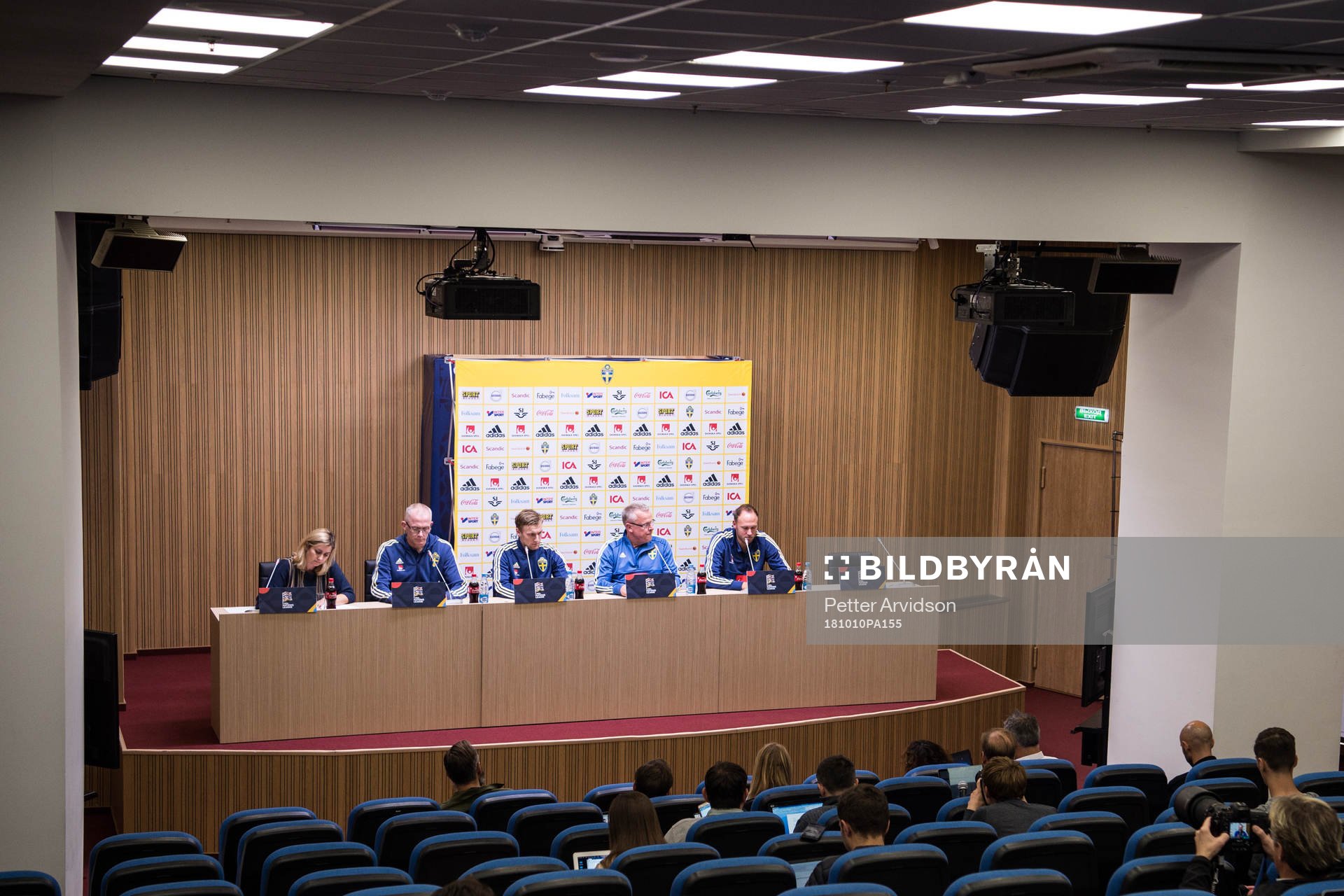 Emil Forsberg, head coach Janne Andersson and Andreas