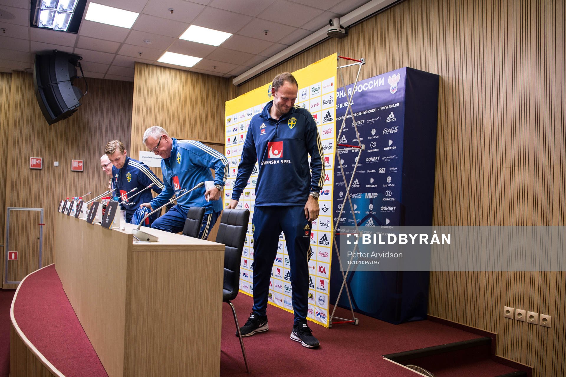 Emil Forsberg, head coach Janne Andersson and Andreas