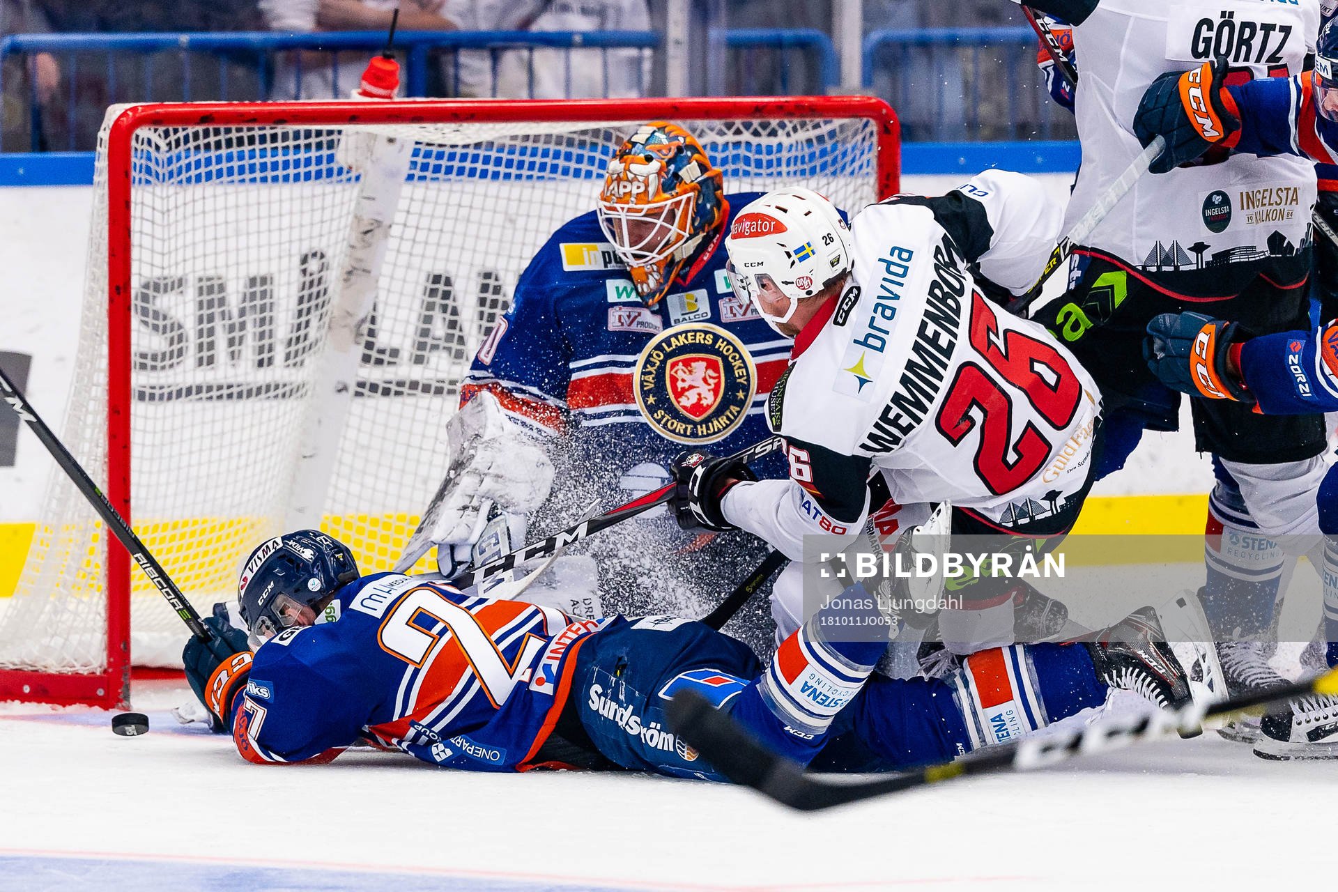 Malmö Redhawks Axel Wemmenborn oroar framför Växjös
