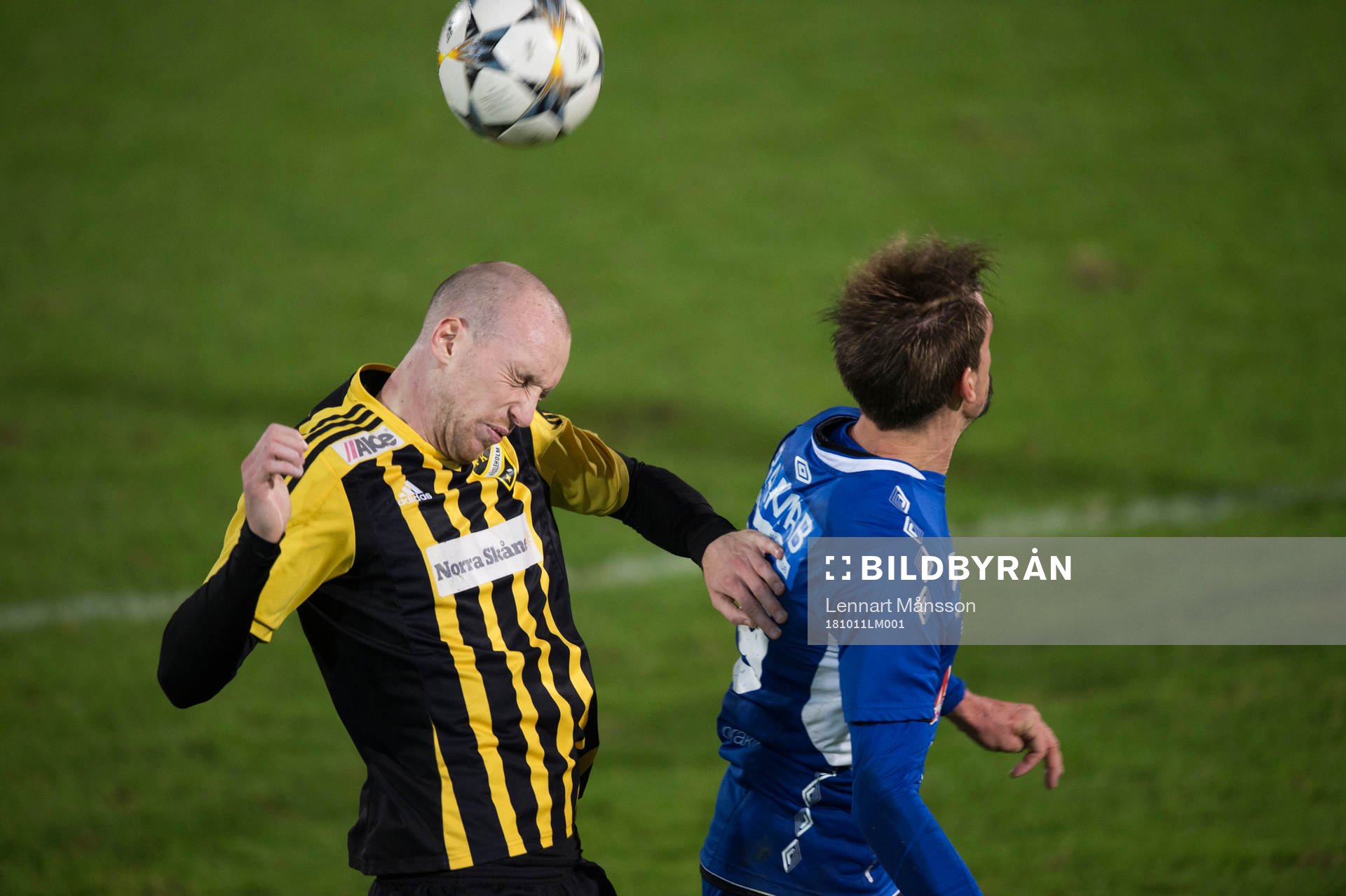 IFK Hässleholms Simon Henningsson och Nosabys Andreas