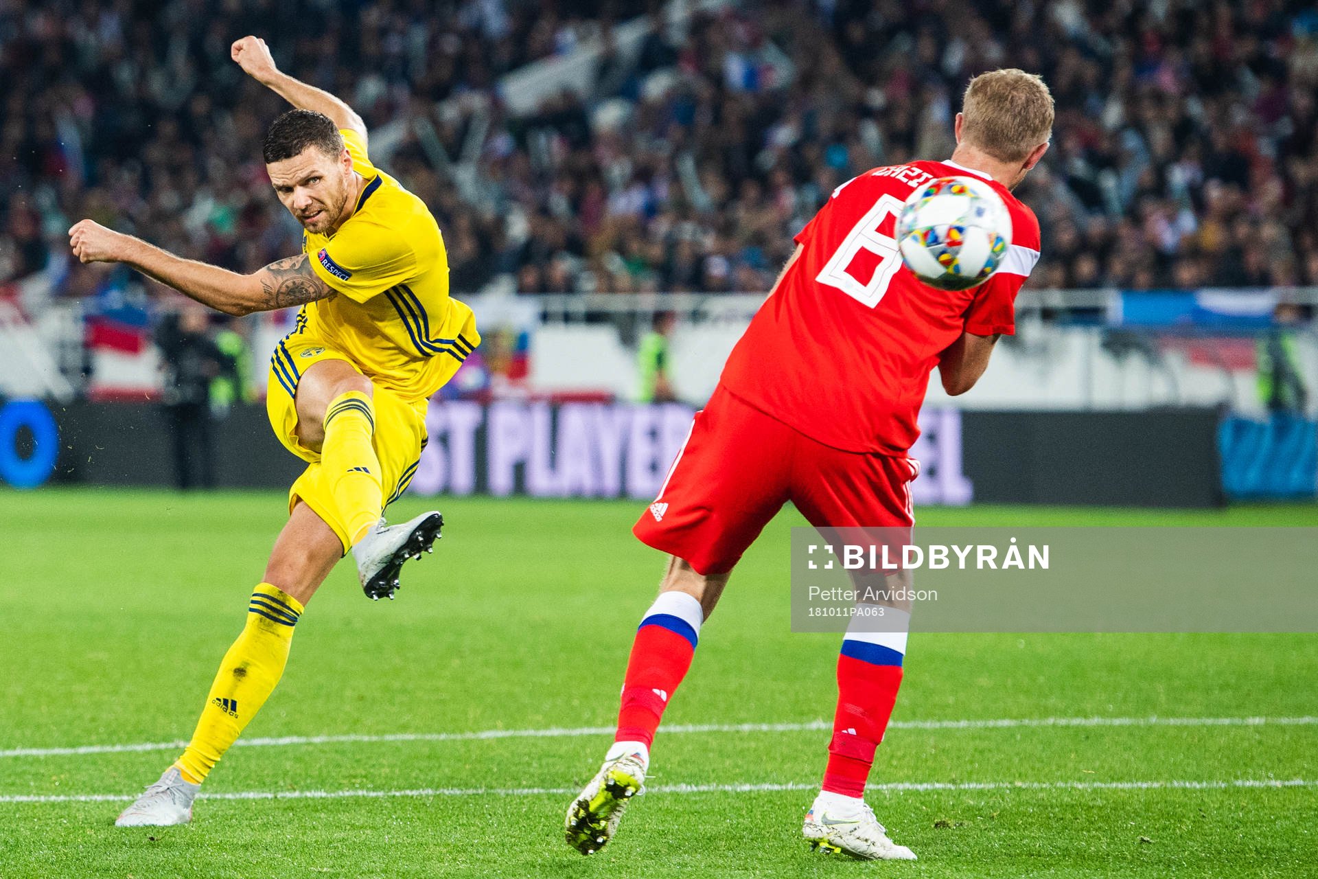 Marcus Berg of Sweden shoots