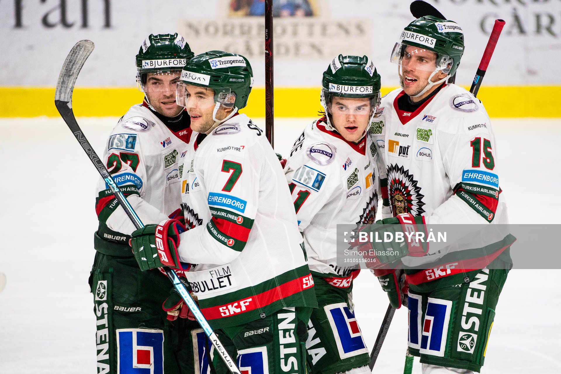 Frölundas Pathrik Westerholm jublar med Ponthus