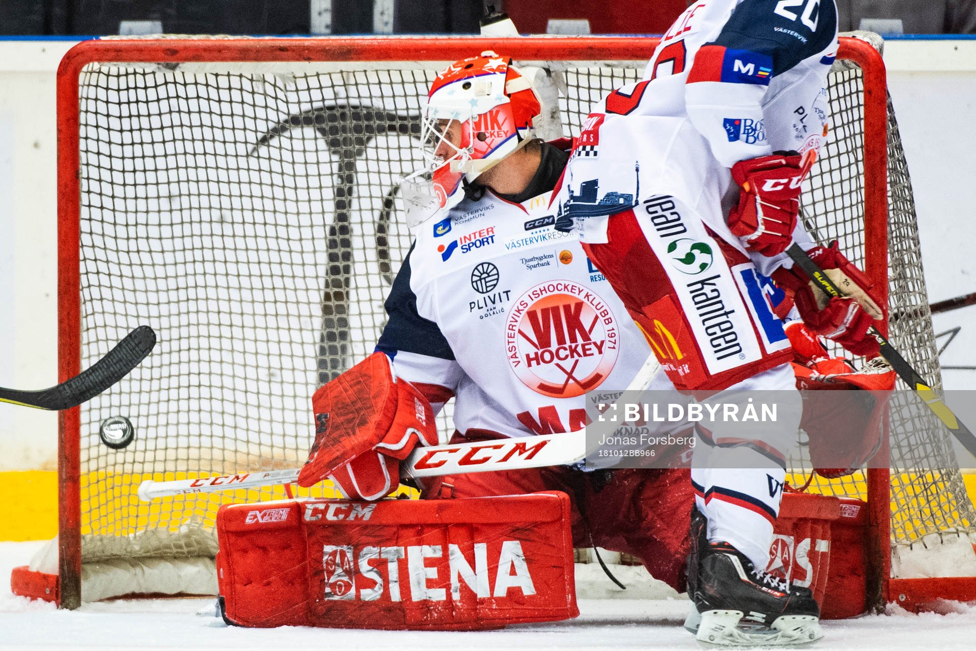 Modos Victor Öhman (ej i bild) gör 4-2-målet bakom
