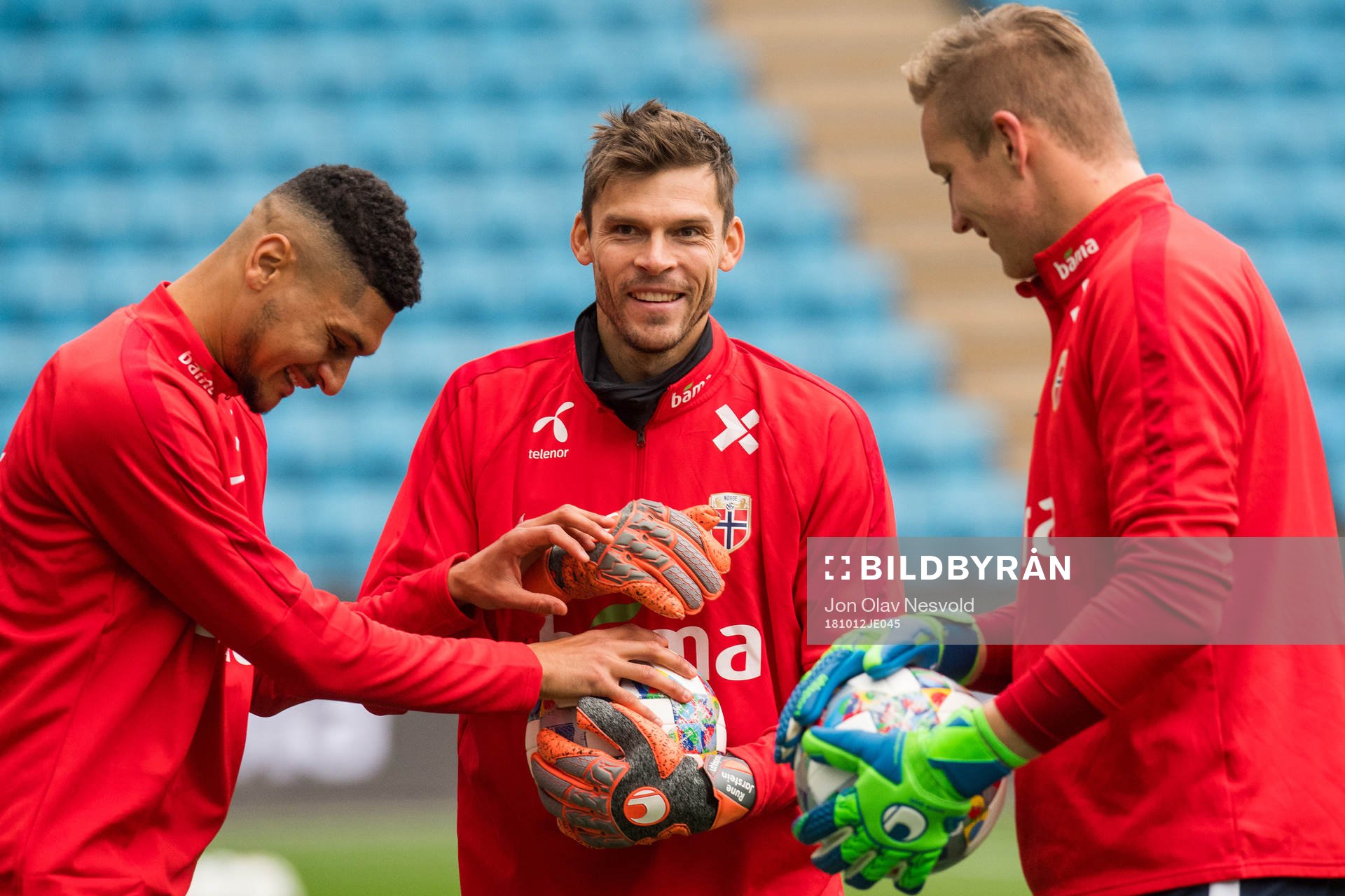 Bjørn Maars Johnsen, goalkeeper Rune Almenning Jarstein