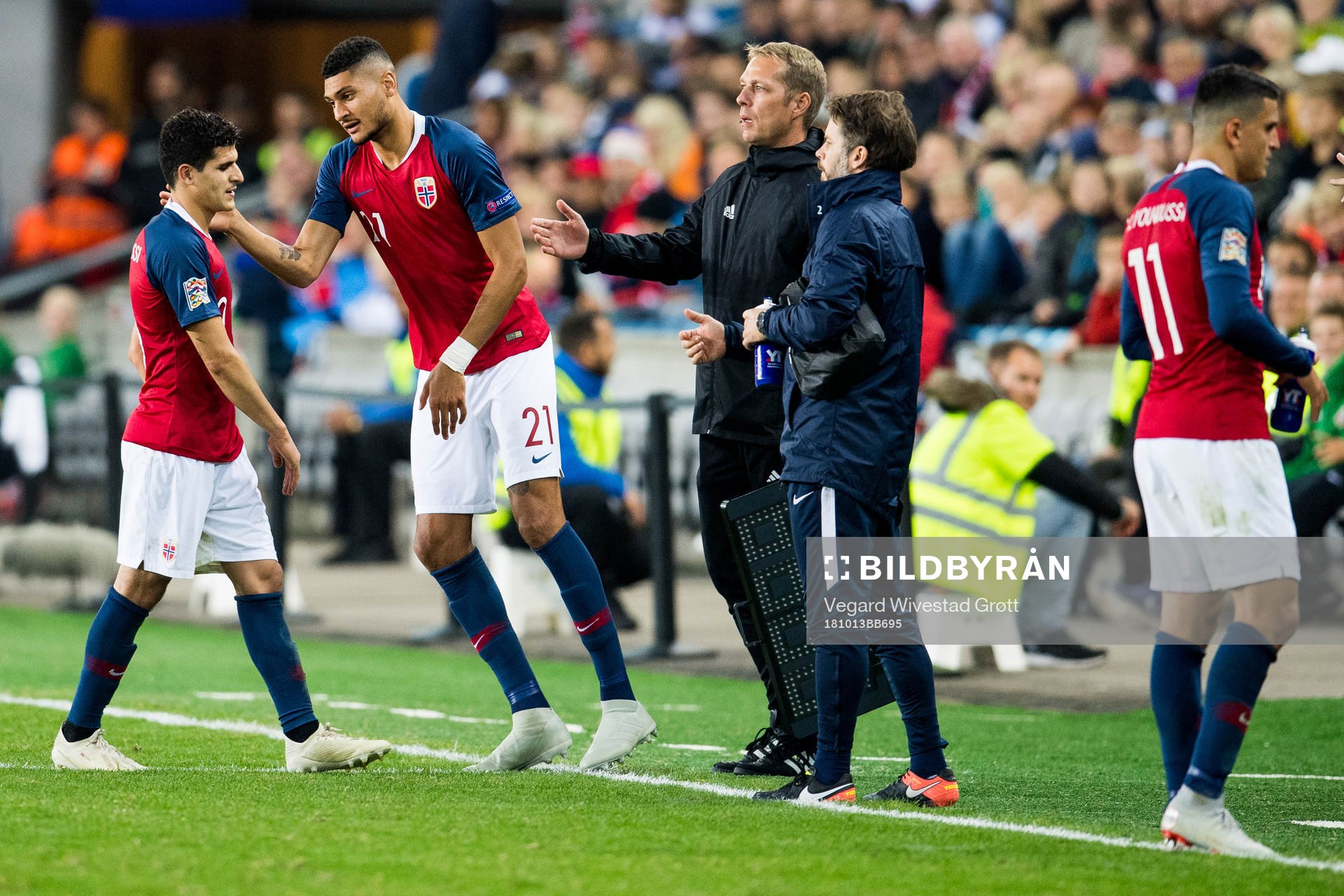 Tarik Elyounoussi and Bjørn Maars Johnsen of Norway