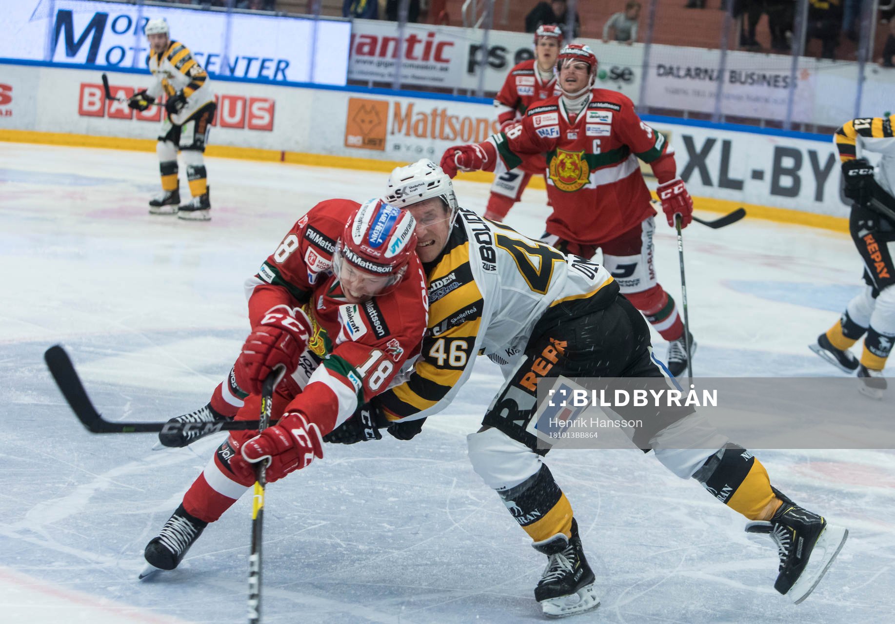 Moras Emil Aronsson och Skellefteås Mathis Olimb