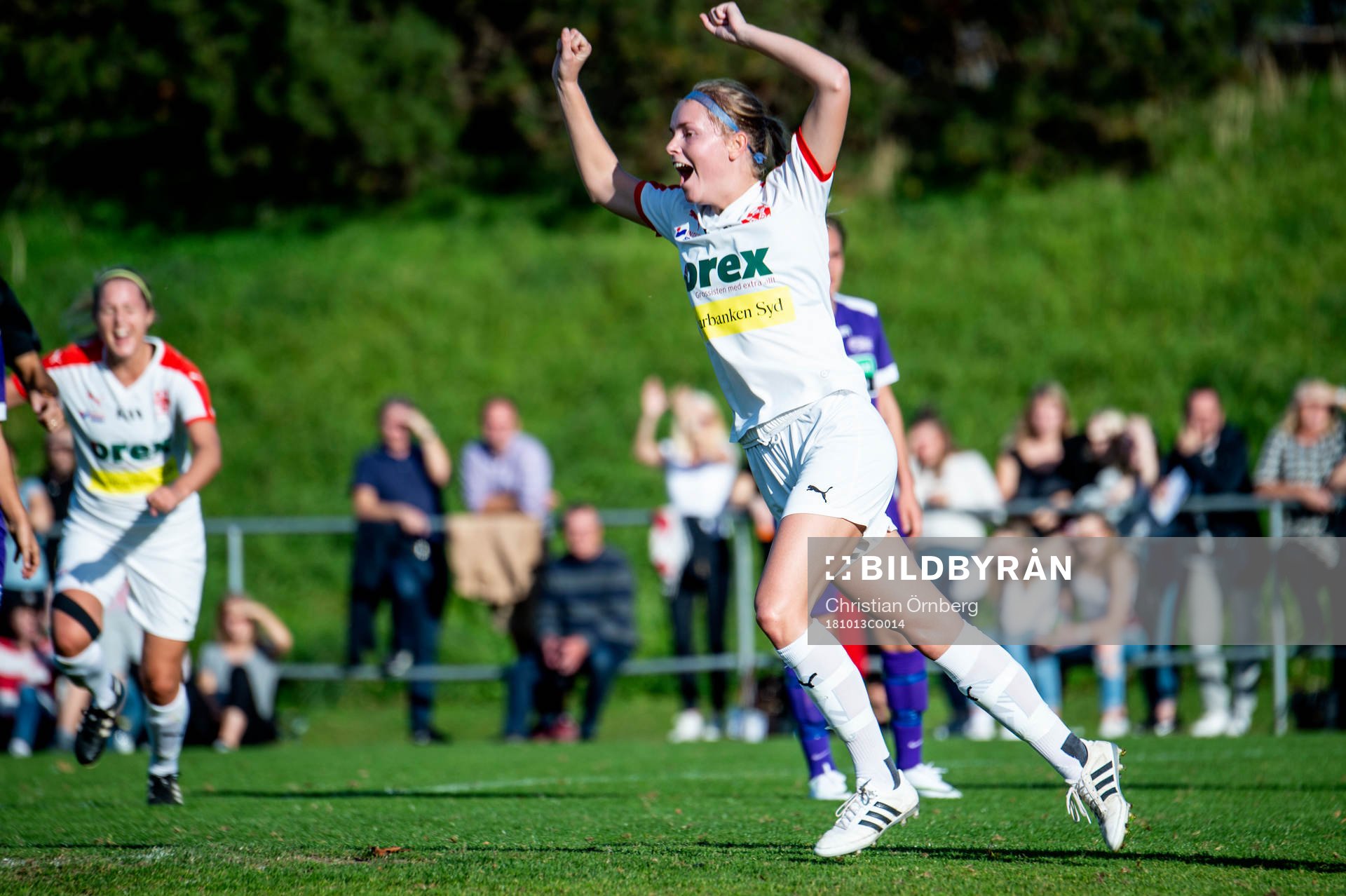 Borgebys Linda Karlsson jublar