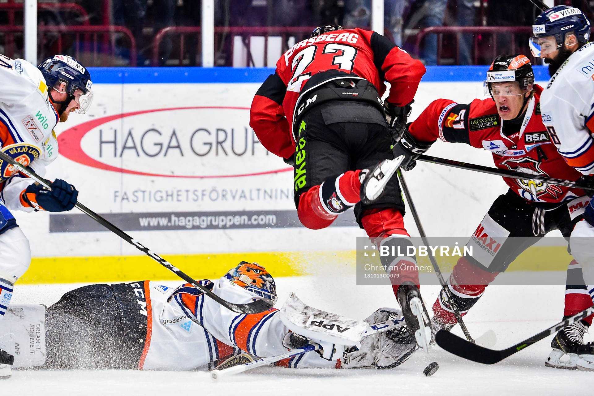 Malmö Redhawks Emil Sylvegård  och Christoffer Forsberg