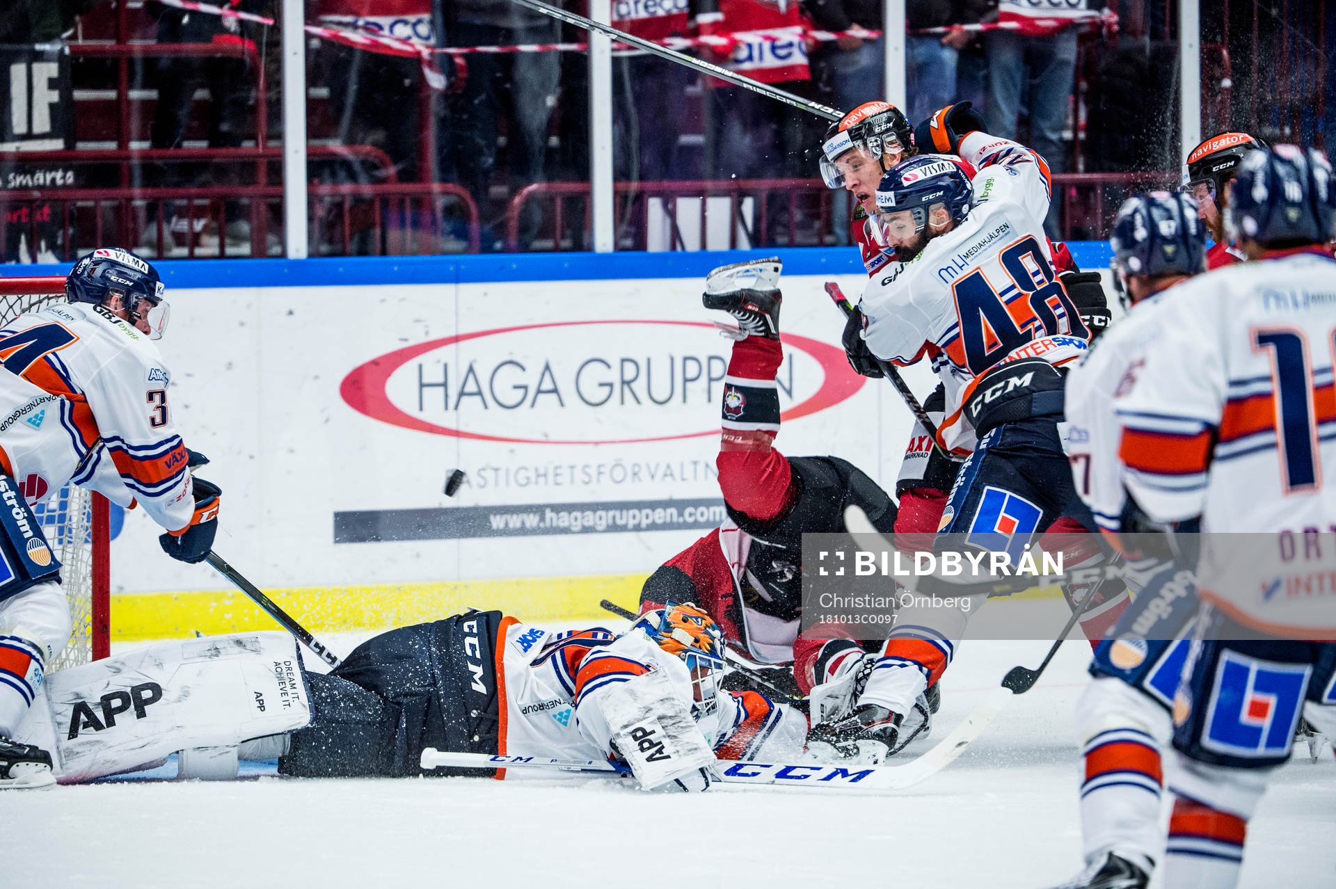 Malmö Redhawks Christoffer Forsberg, Emil Sylvegård medan