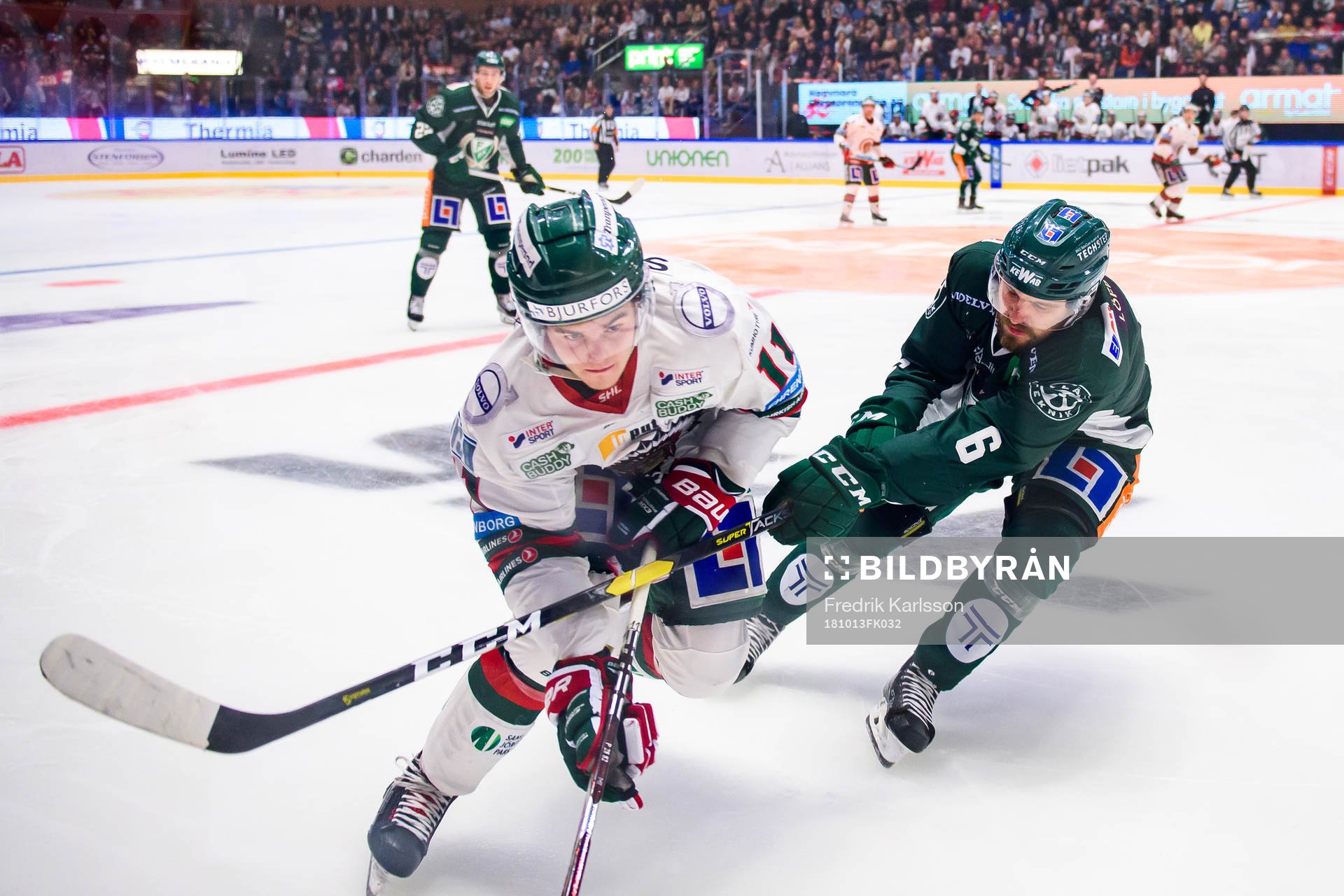 Frölundas Samuel Fagemo och Färjestads Mikael Wikstrand