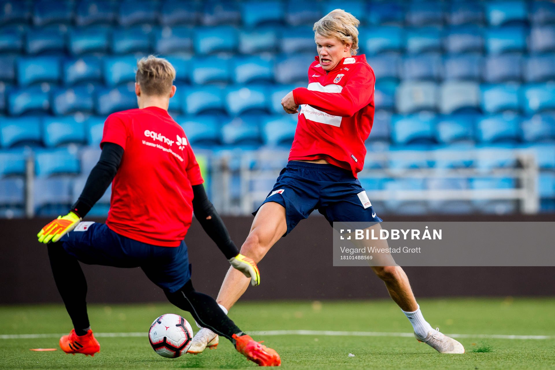 Erling Braut Haaland and goalkeeper Sondre Rossbach of