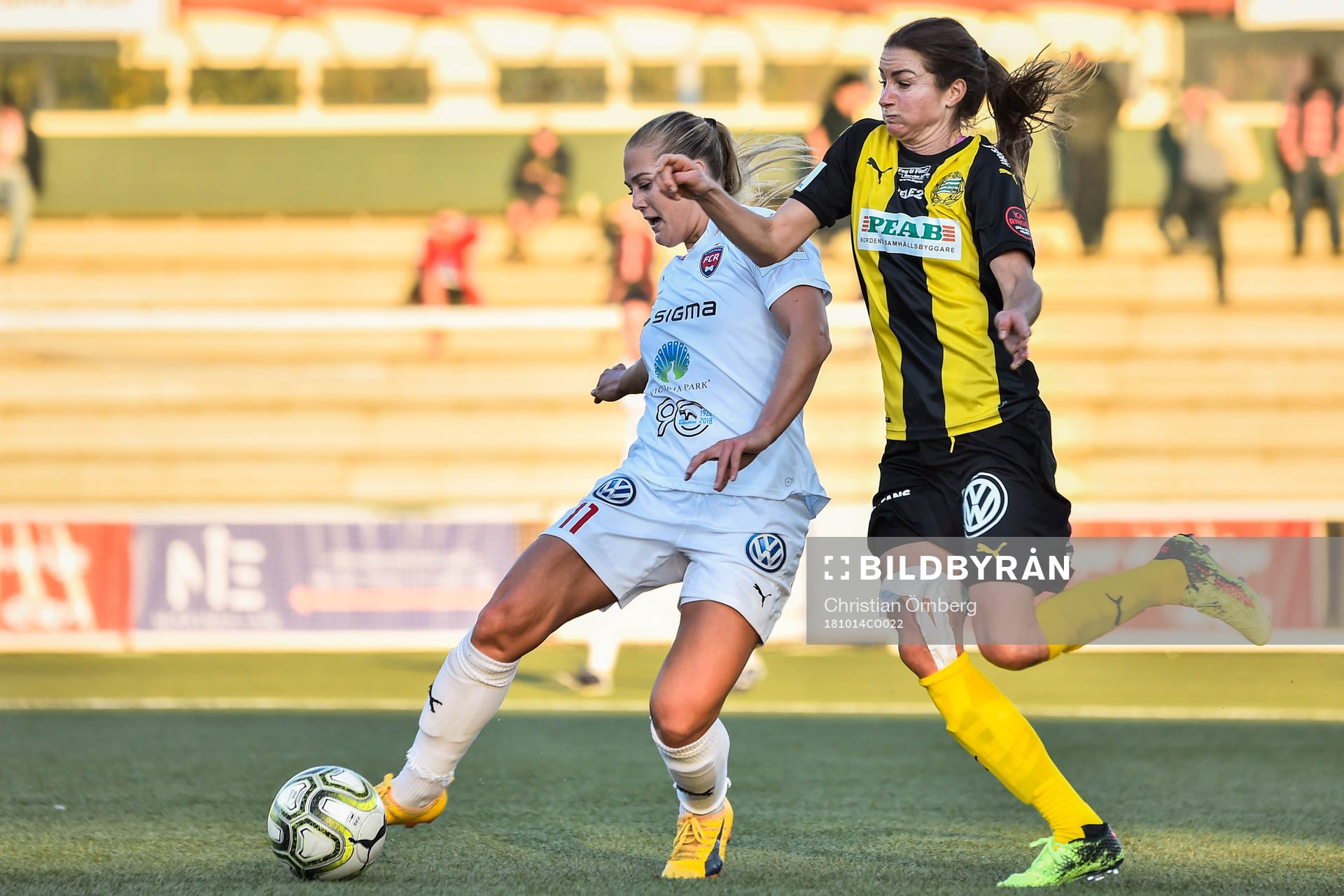 Rosengårds Lisa-Marie Utland och Hammarbys Madeleine