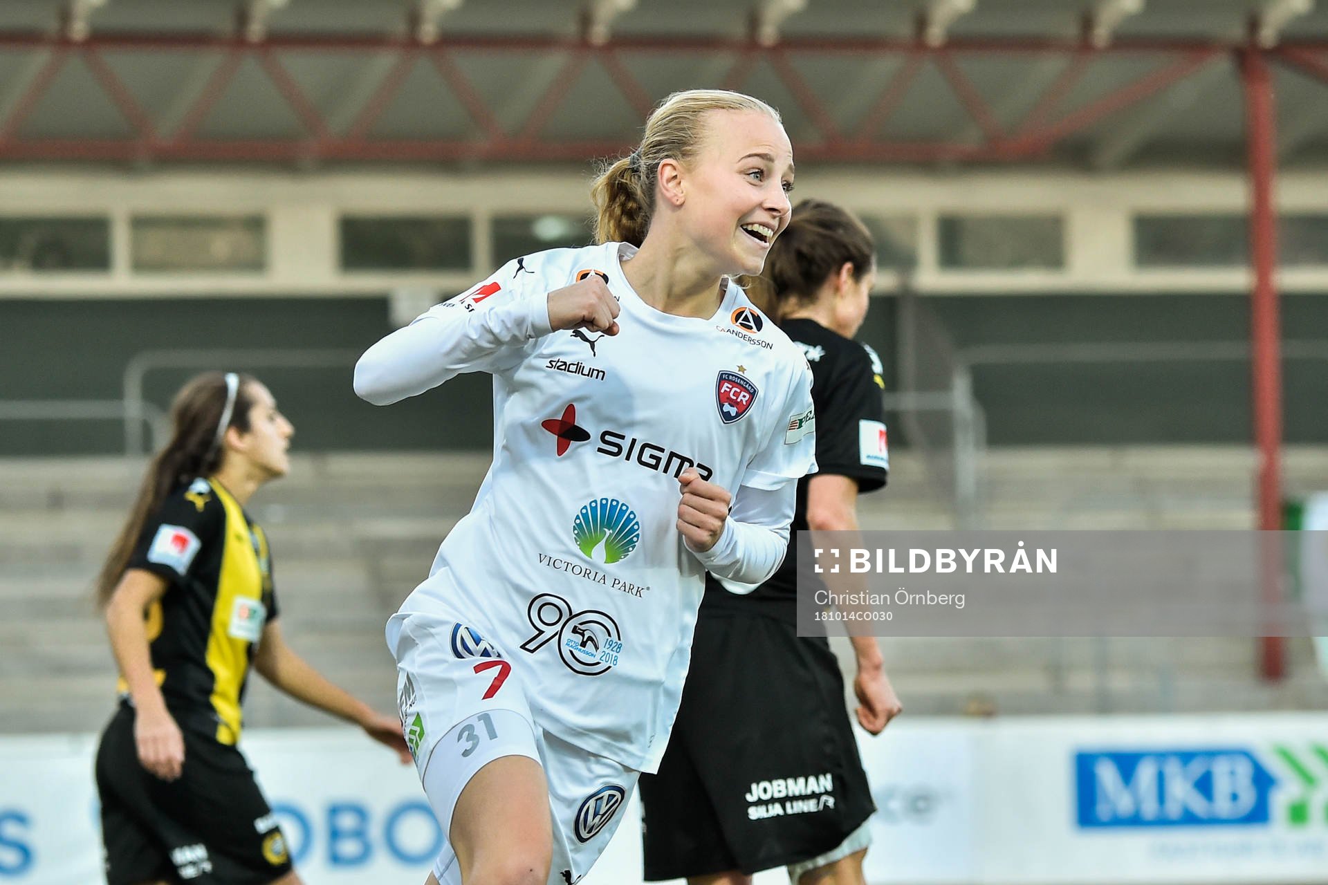 Rosengårds Ebba Wieder jublar