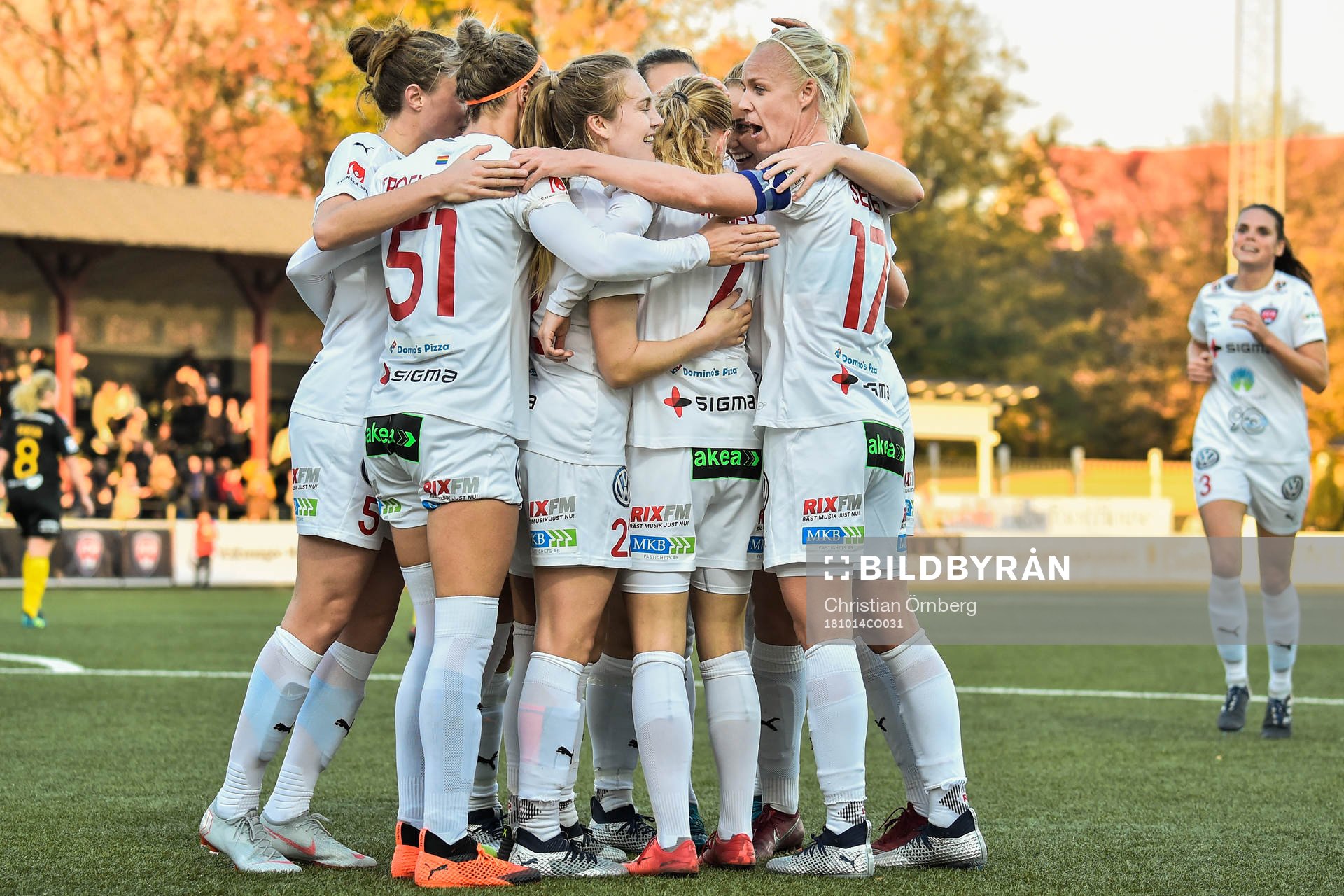 Rosengårds spelare jublar