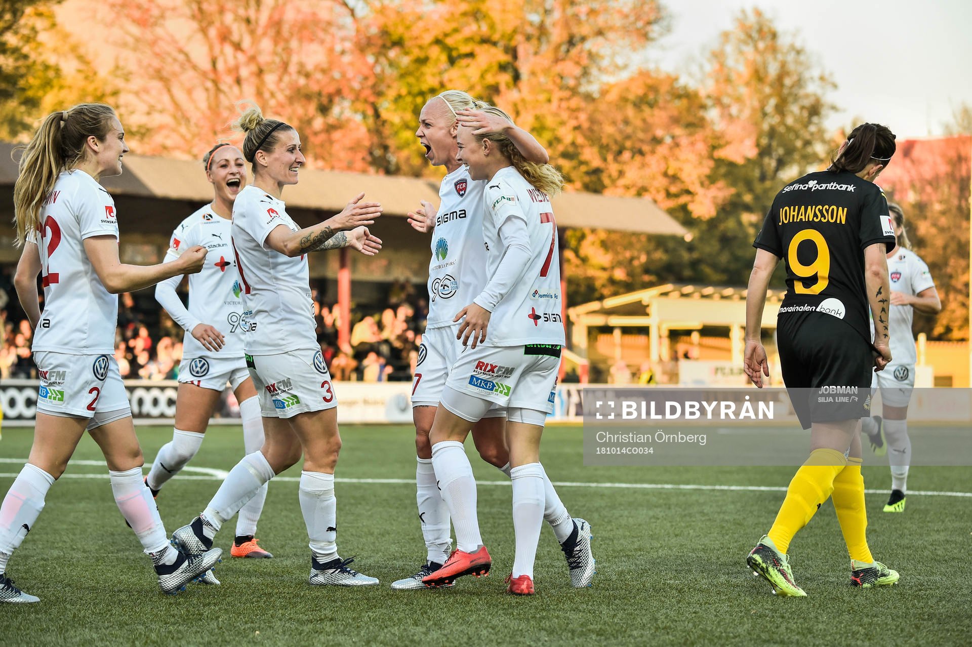 Rosengårds spelare jublar