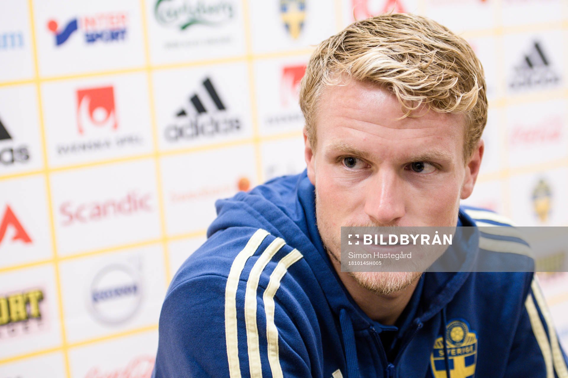 Oscar Hiljemark i mixed zone