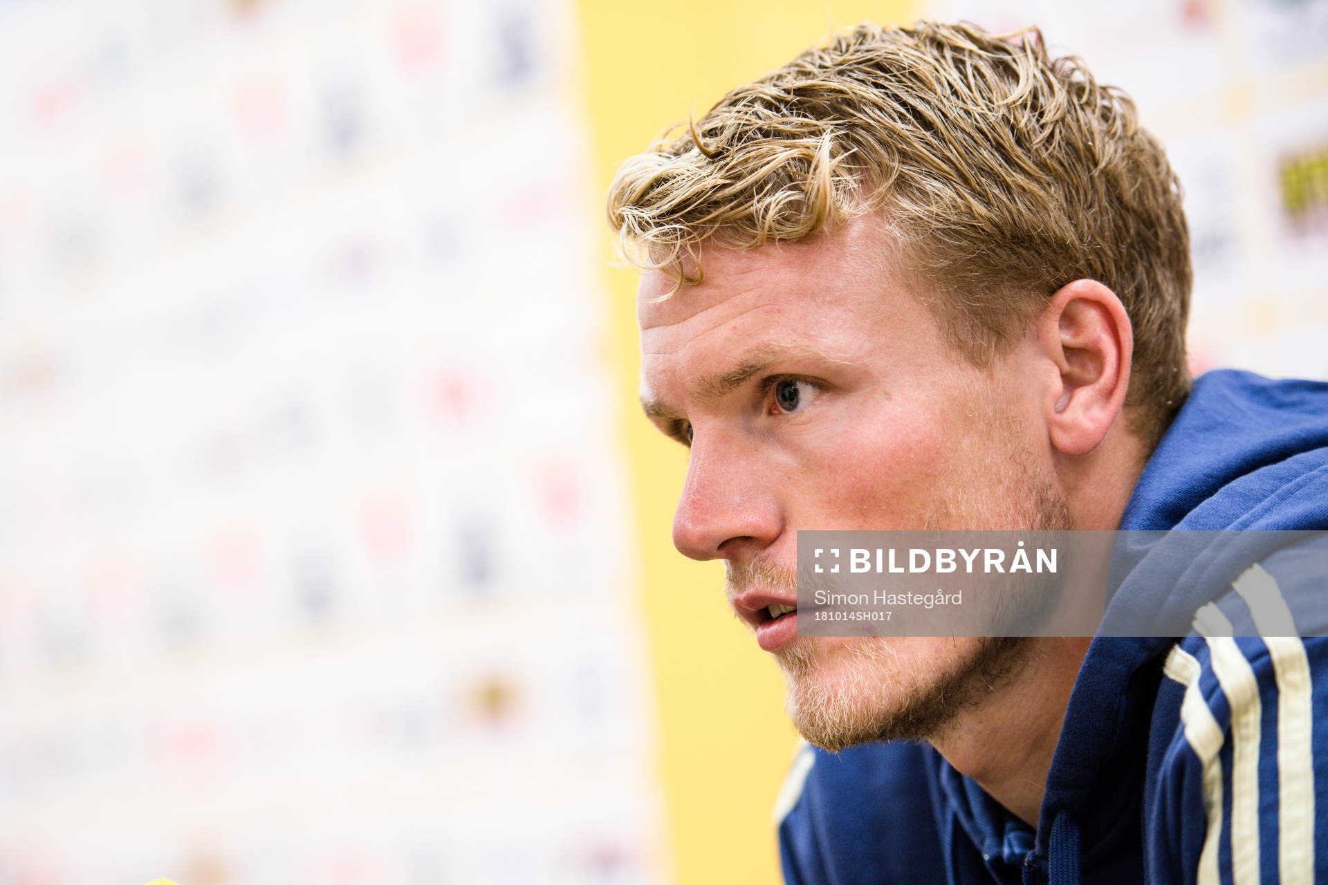 Oscar Hiljemark i mixed zone