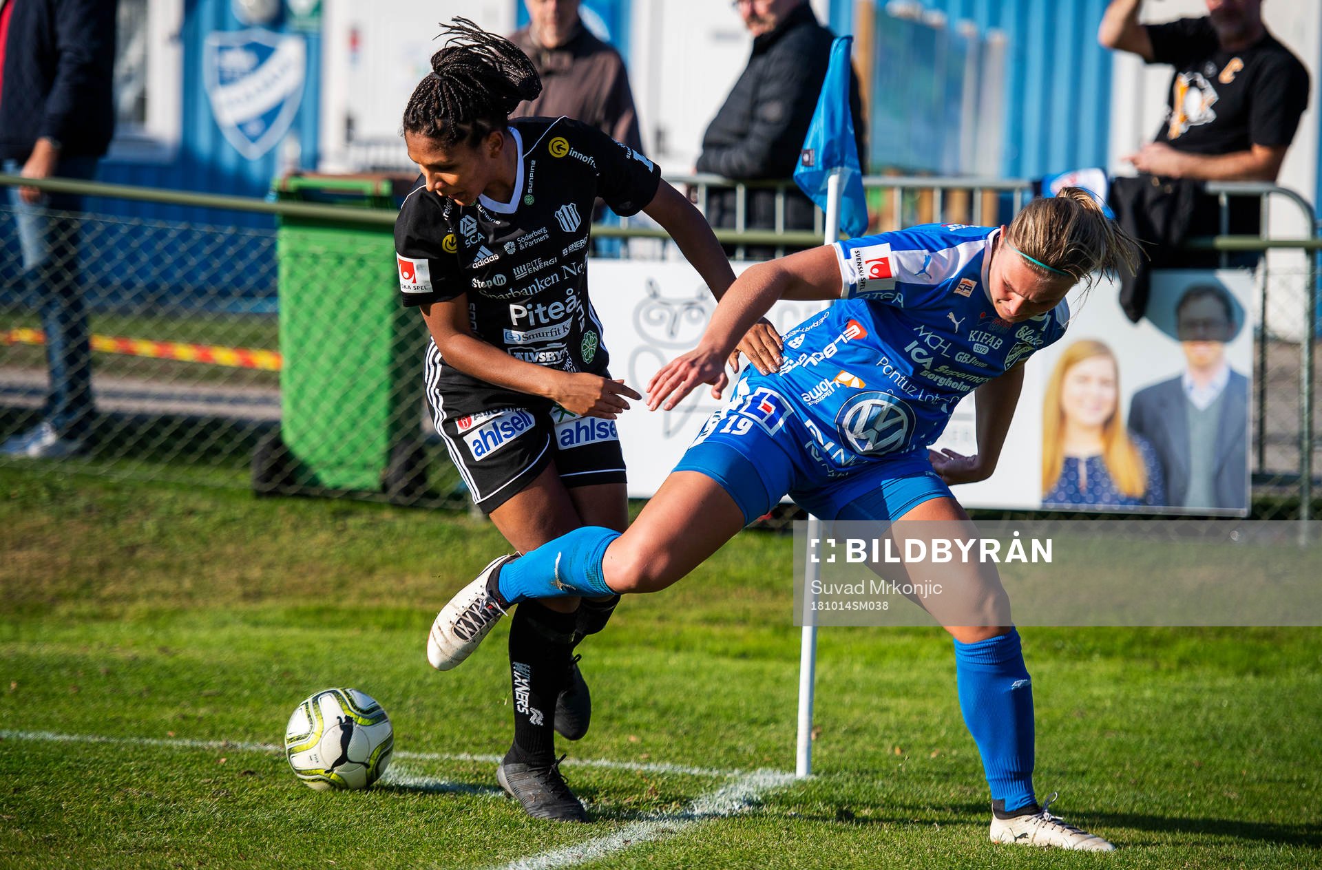 IFK Kalmars Elin Bergkvist och Piteås Madelen Janogy