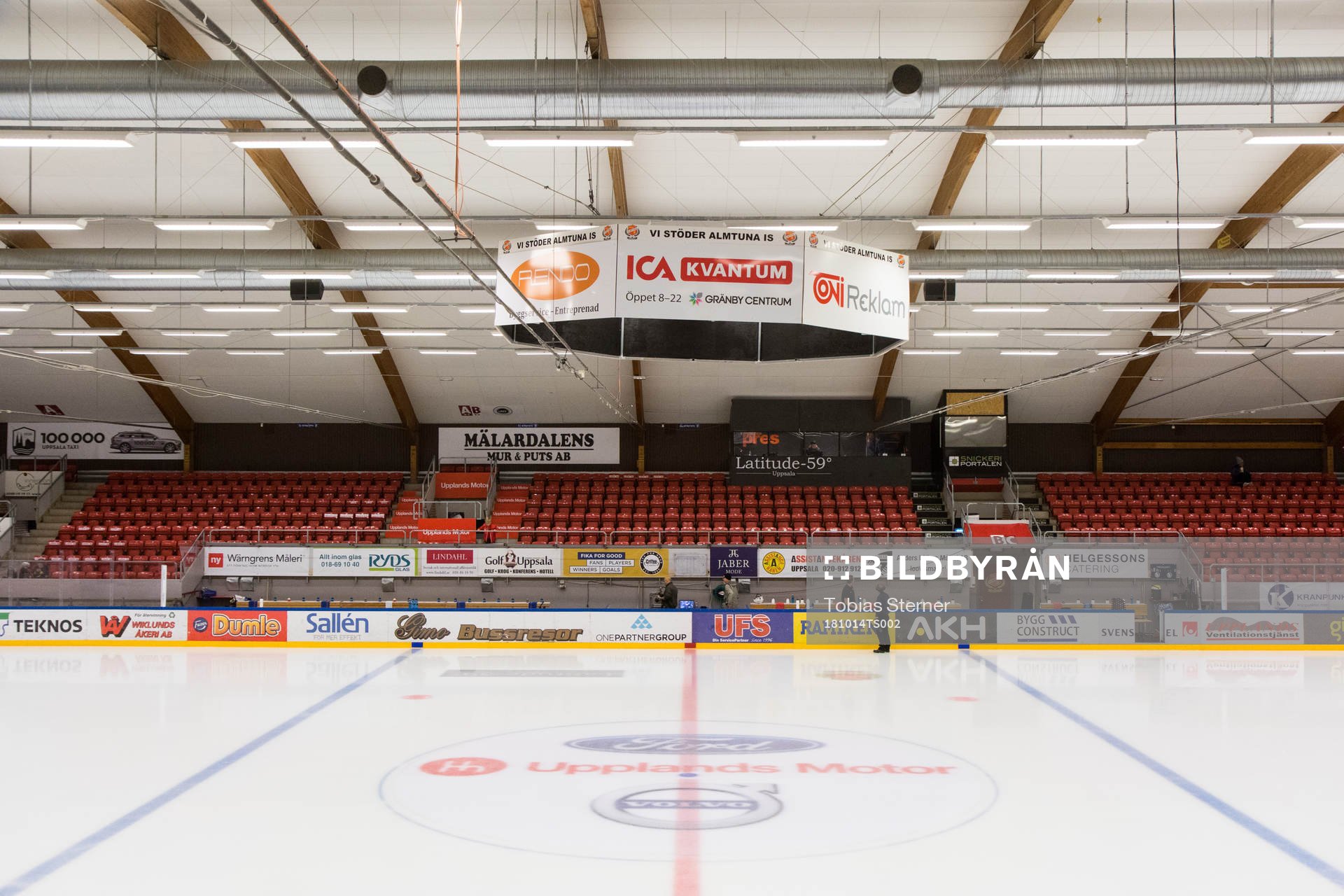 Vy över Gränby ishall
