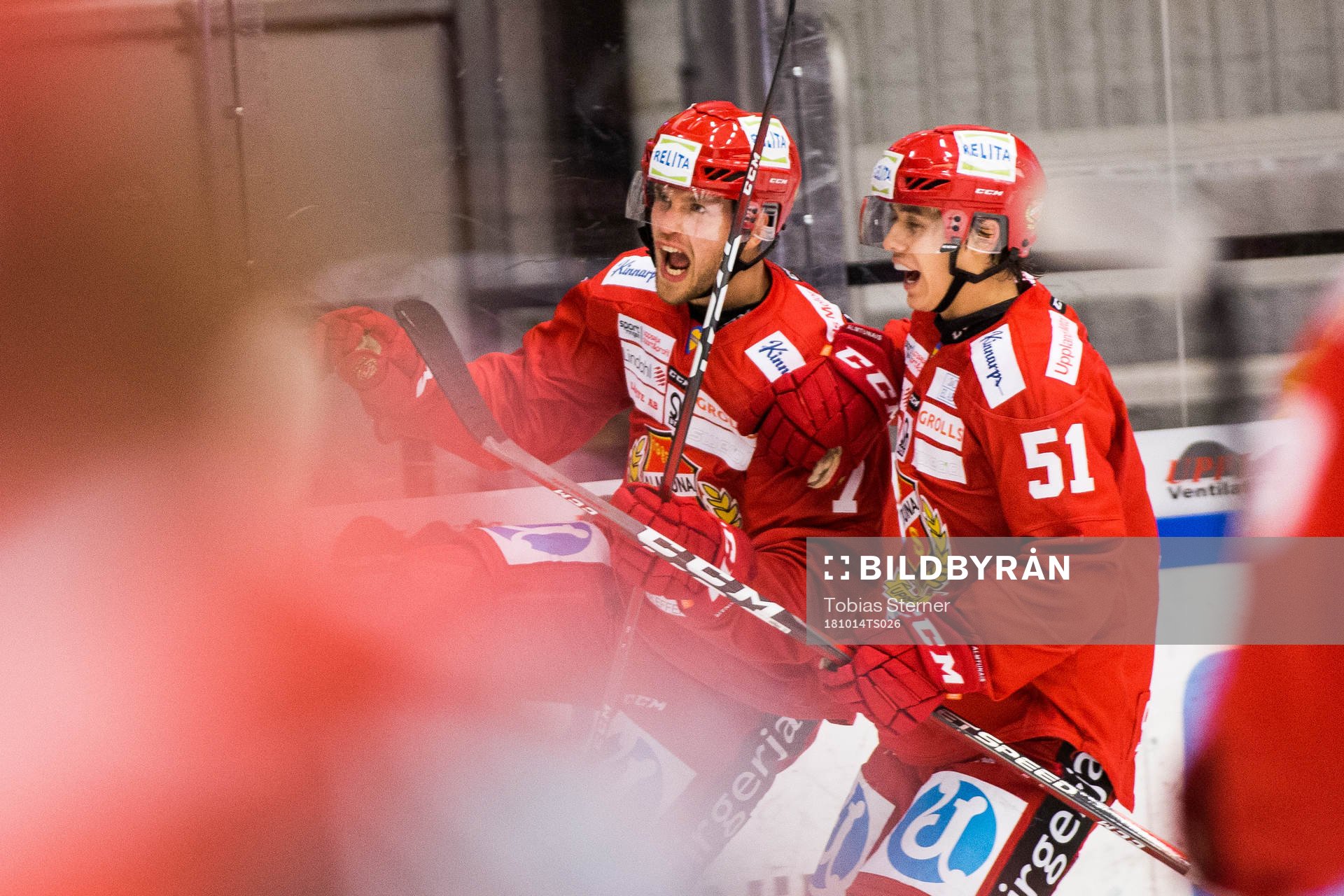 Almtunas Tobias Hage jublar